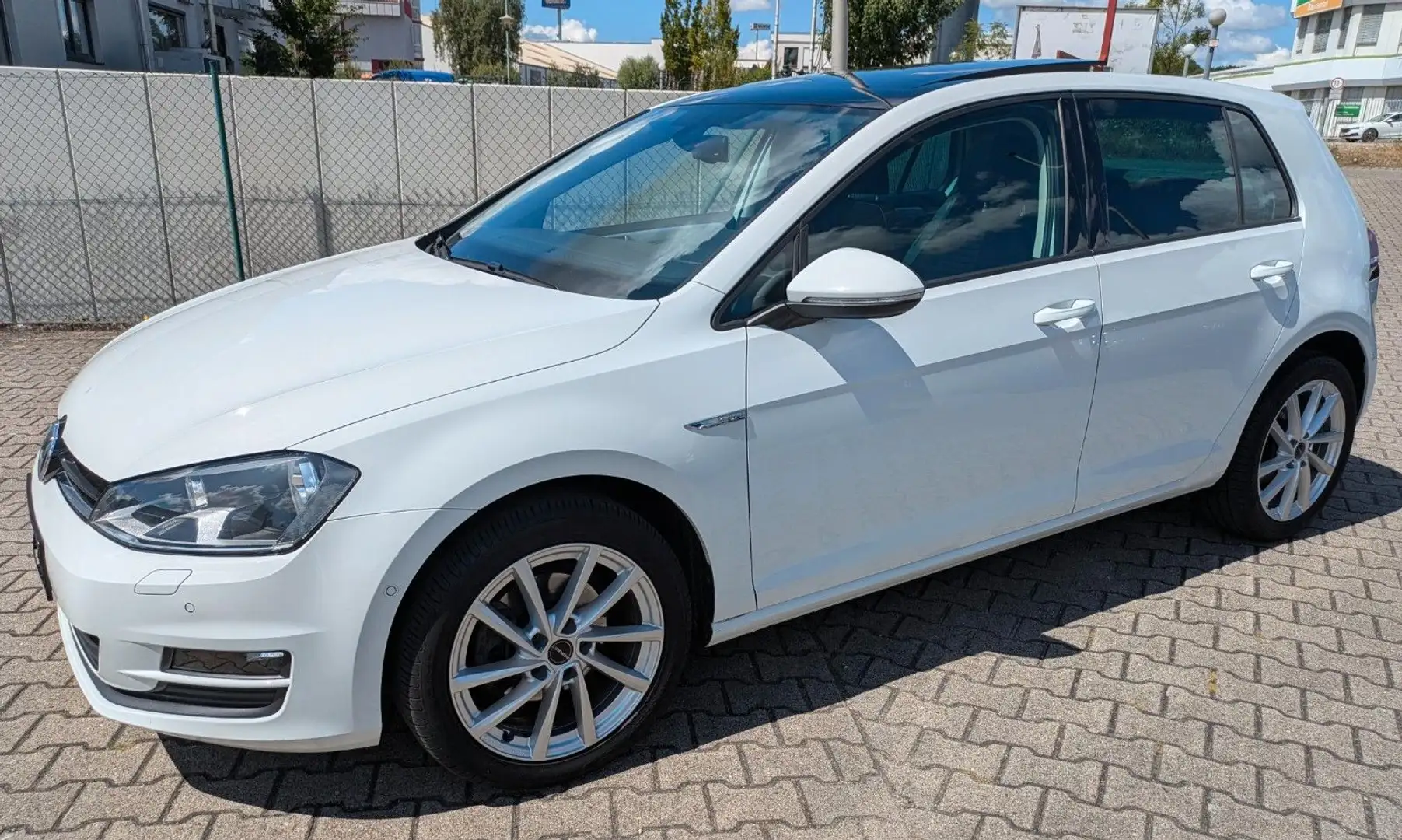 Volkswagen Golf VII Lim. Cup BMT Wit - 2