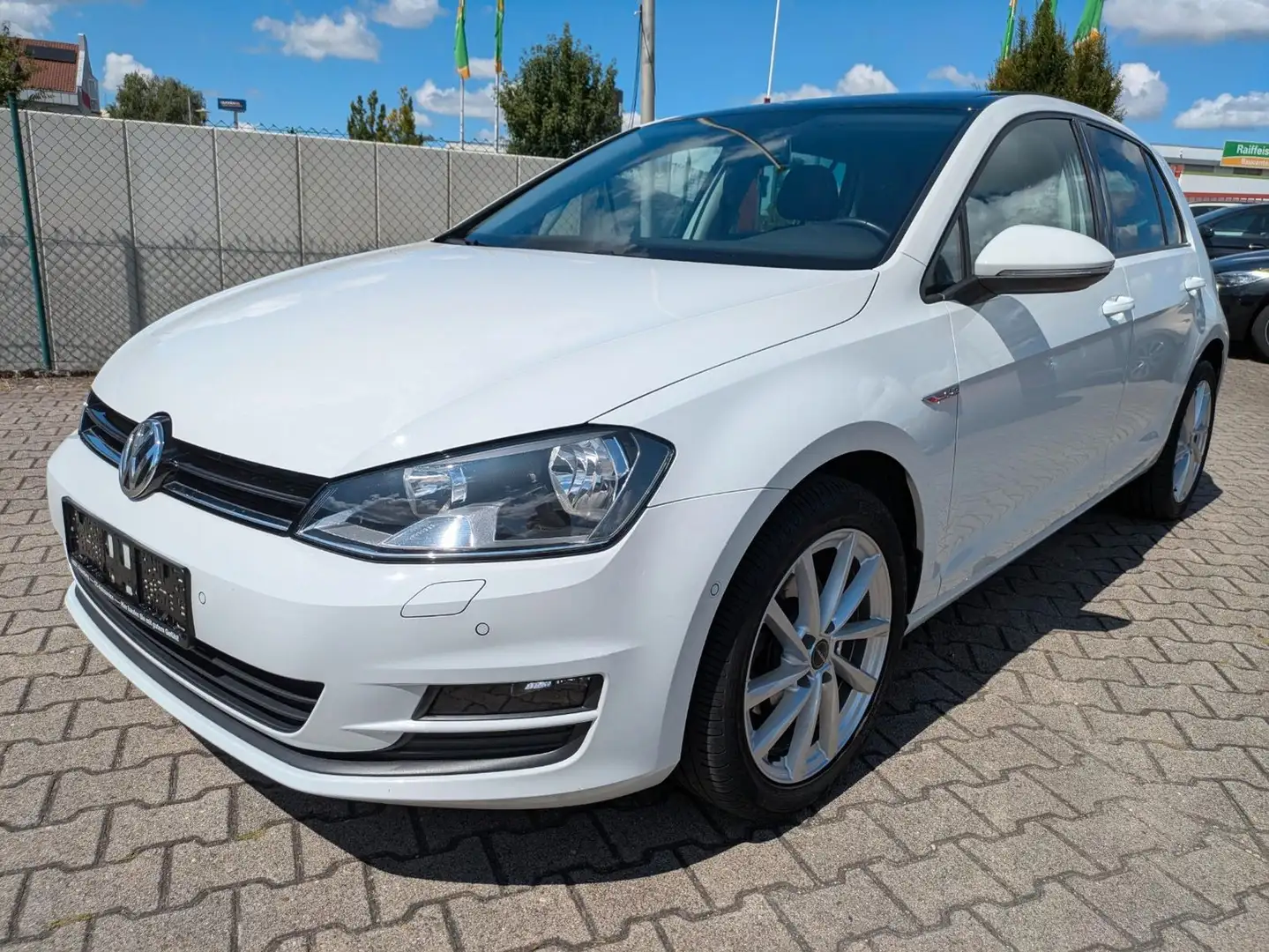 Volkswagen Golf VII Lim. Cup BMT Wit - 1