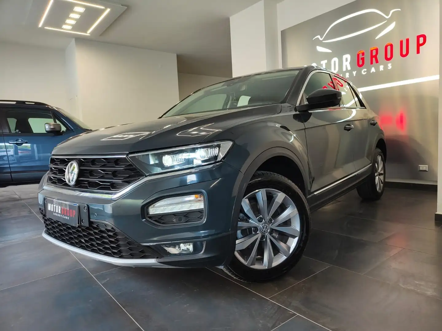 Volkswagen T-Roc 1.6 TDI SCR Style BlueMotion Technology 116CV Grigio - 1
