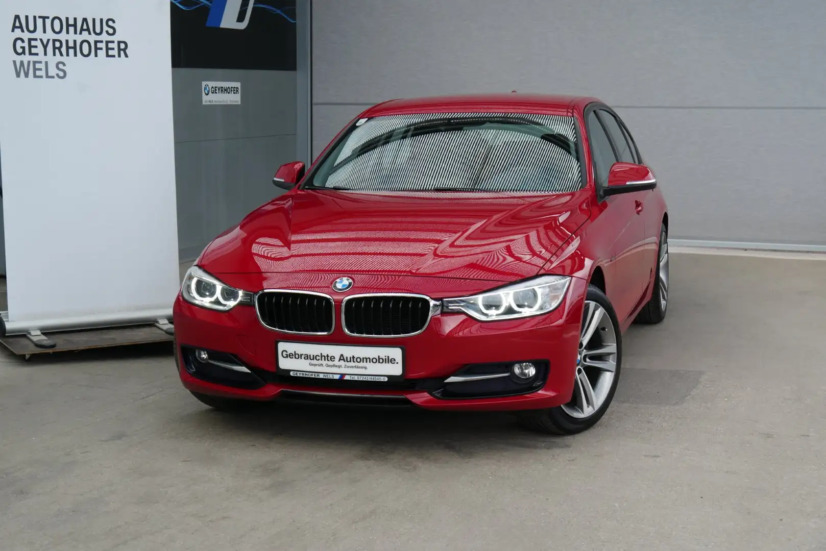 BMW 320 320d Rouge - 2