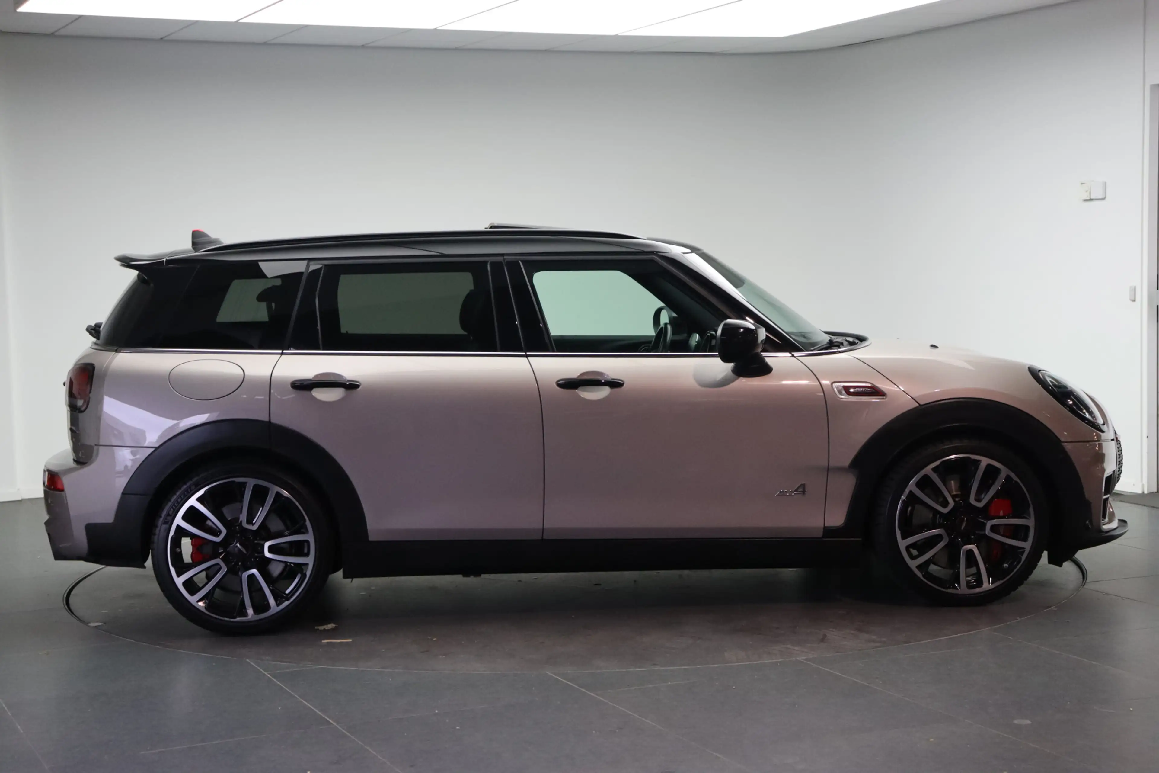 MINI John Cooper Works Clubman JCW ALL4 Automaat / Panoramadak / Comfortstoelen / — photo 4