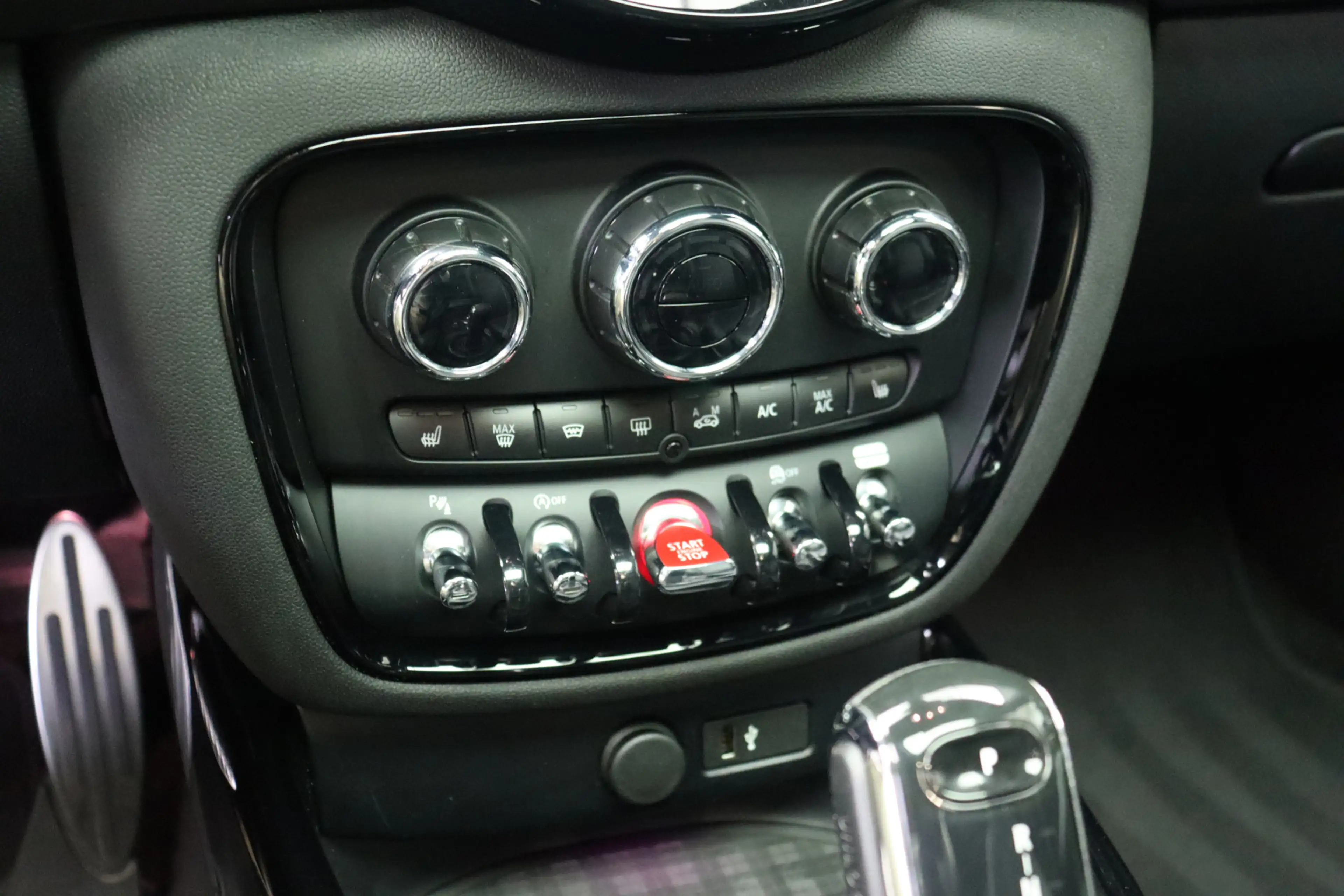 MINI John Cooper Works Clubman JCW ALL4 Automaat / Panoramadak / Comfortstoelen / — photo 14