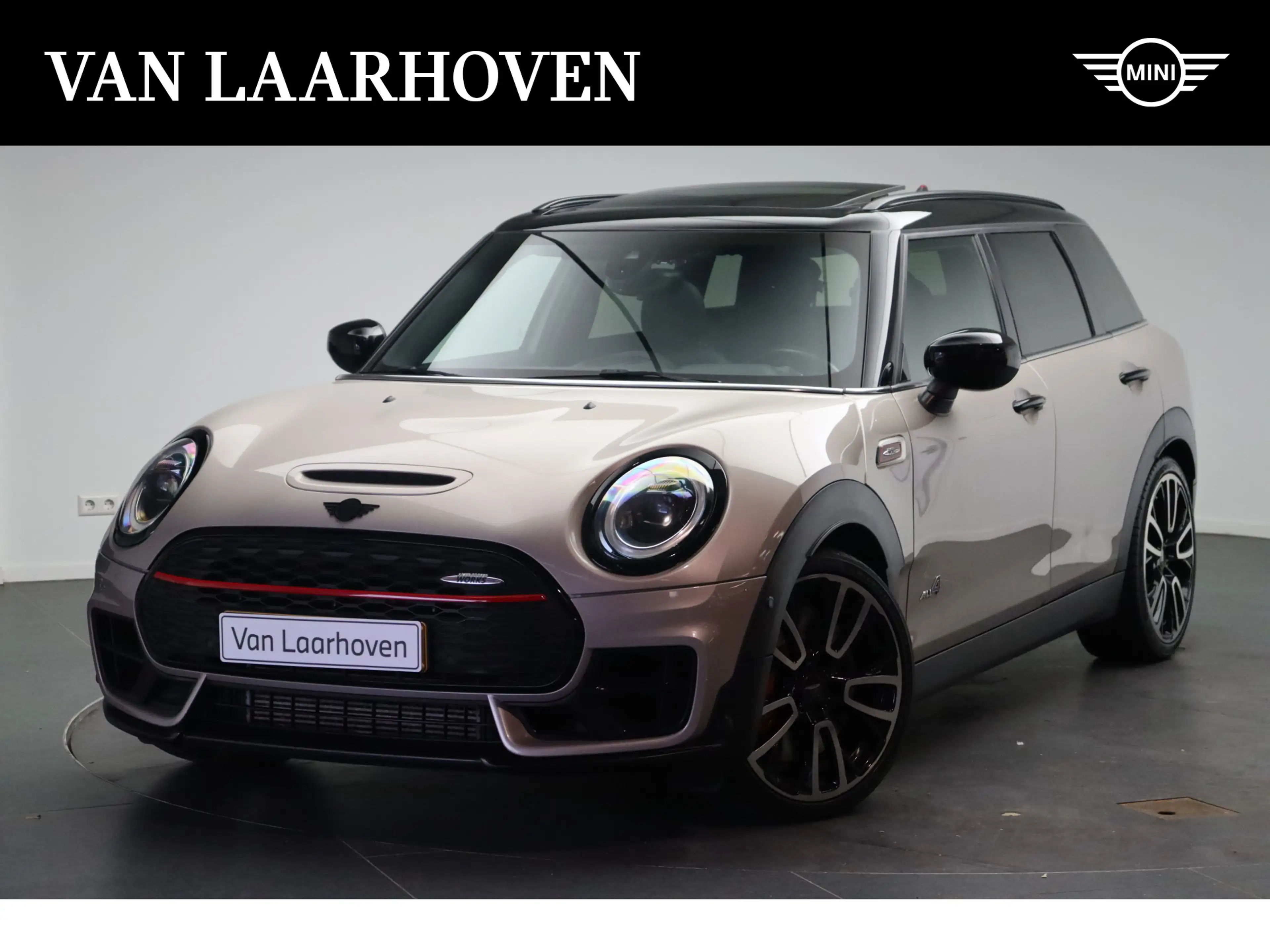 MINI John Cooper Works Clubman JCW ALL4 Automaat / Panoramadak / Comfortstoelen /
