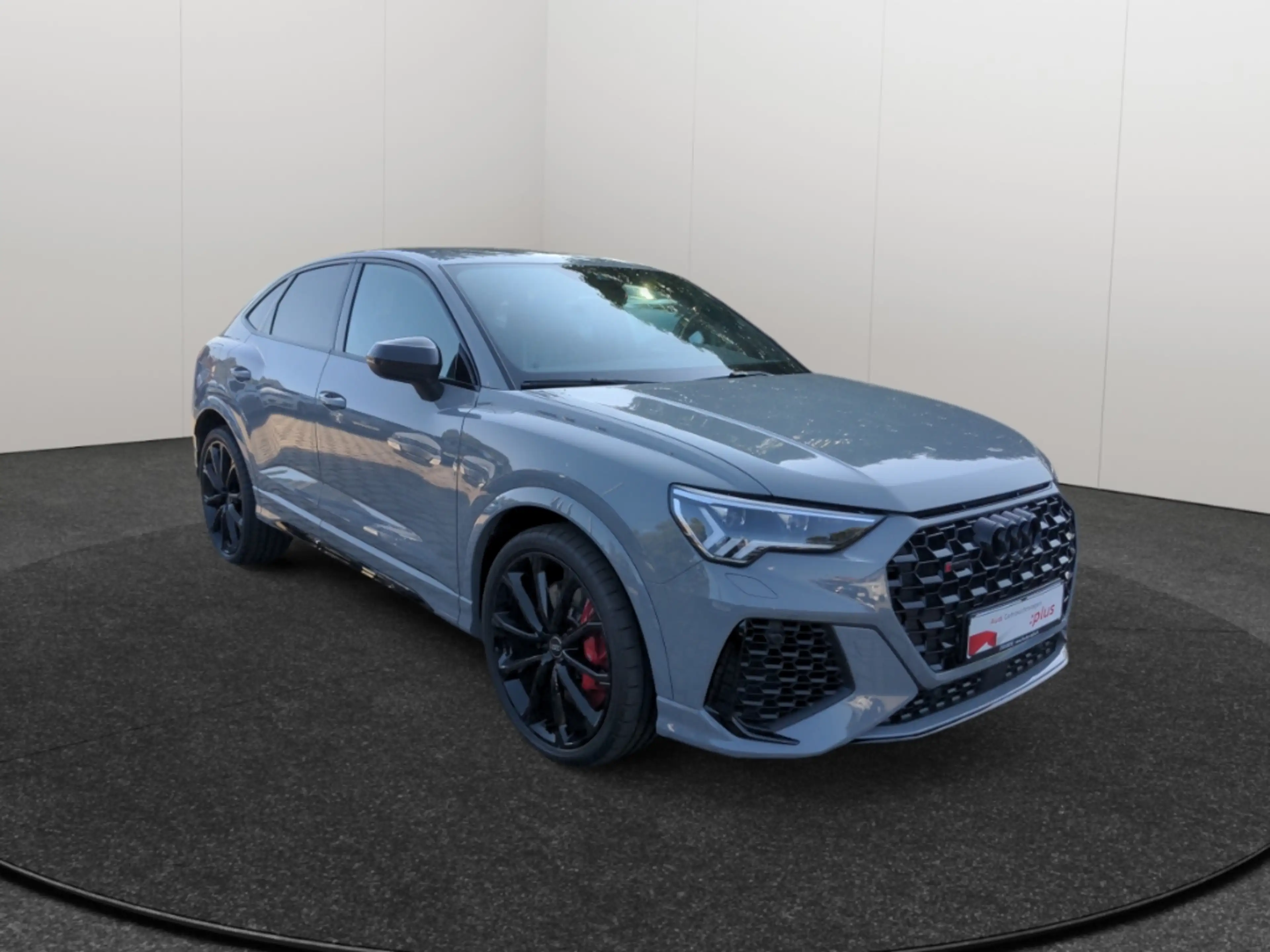 Audi RS Q3 TFSI quattro S tronic Matrix Navi SONOS 360° ACC — photo 3