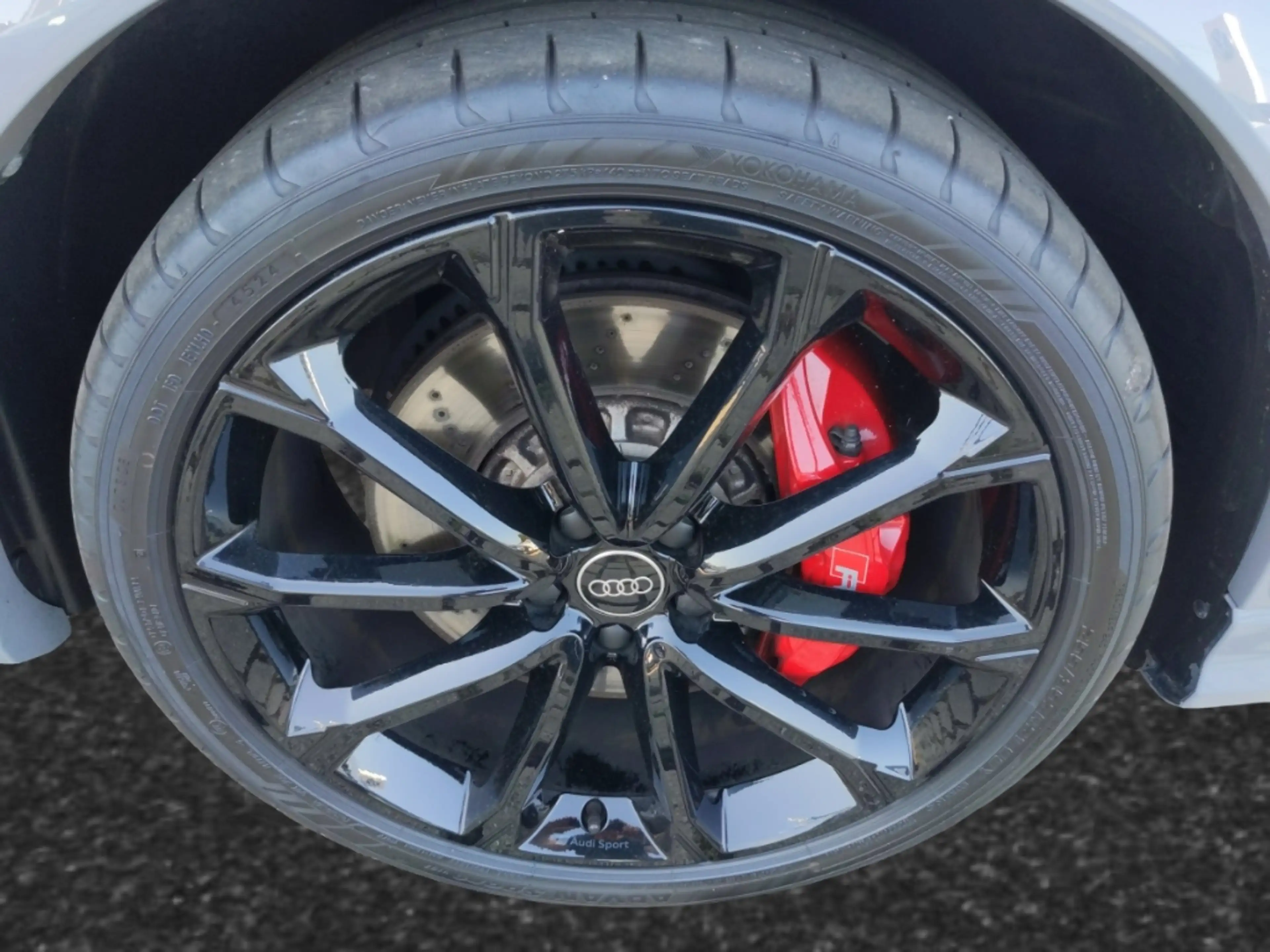 Audi RS Q3 TFSI quattro S tronic Matrix Navi SONOS 360° ACC — photo 7