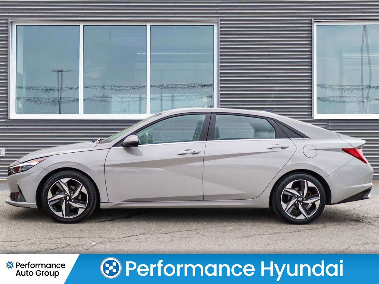 2022 Hyundai Elantra * Ultimate Tech * Sunroof * One Owner * — снимка 1