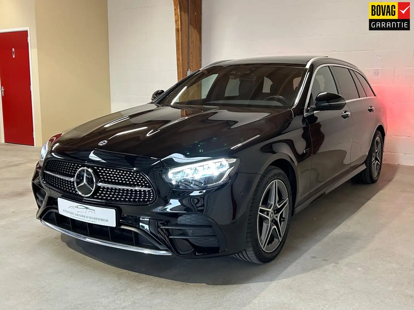 Mercedes-Benz E 300 Estate e AMG Line - Pano - Burmester - Distronic Zwart - 1