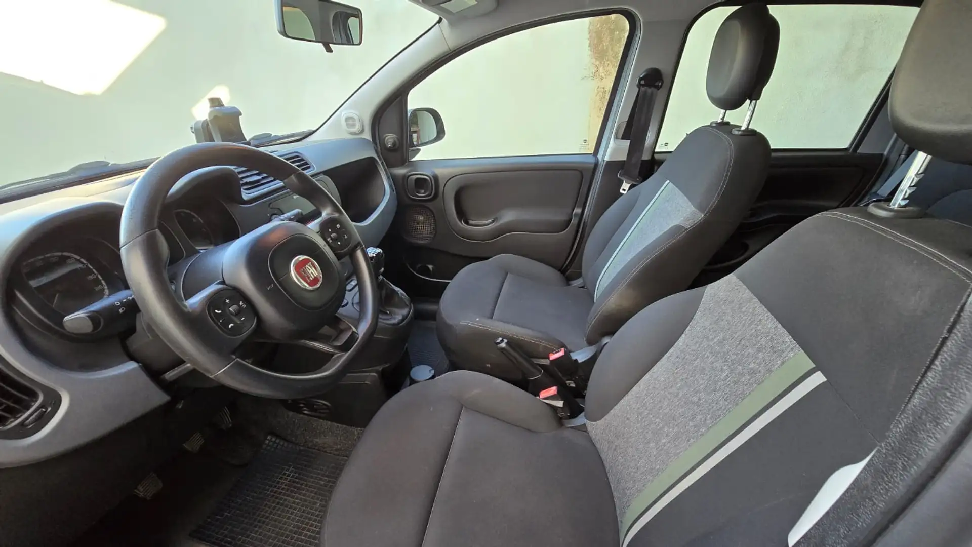 Fiat Panda Panda 1.0 hybrid City Cross s Grigio - 2