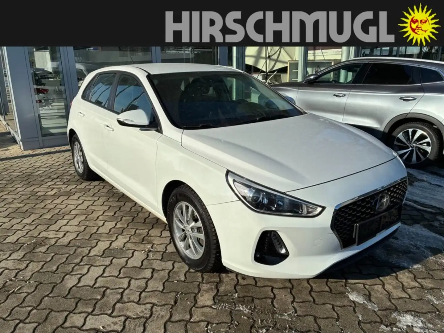 Hyundai i30 Comfort 1,6 CRDi Weiß - 1