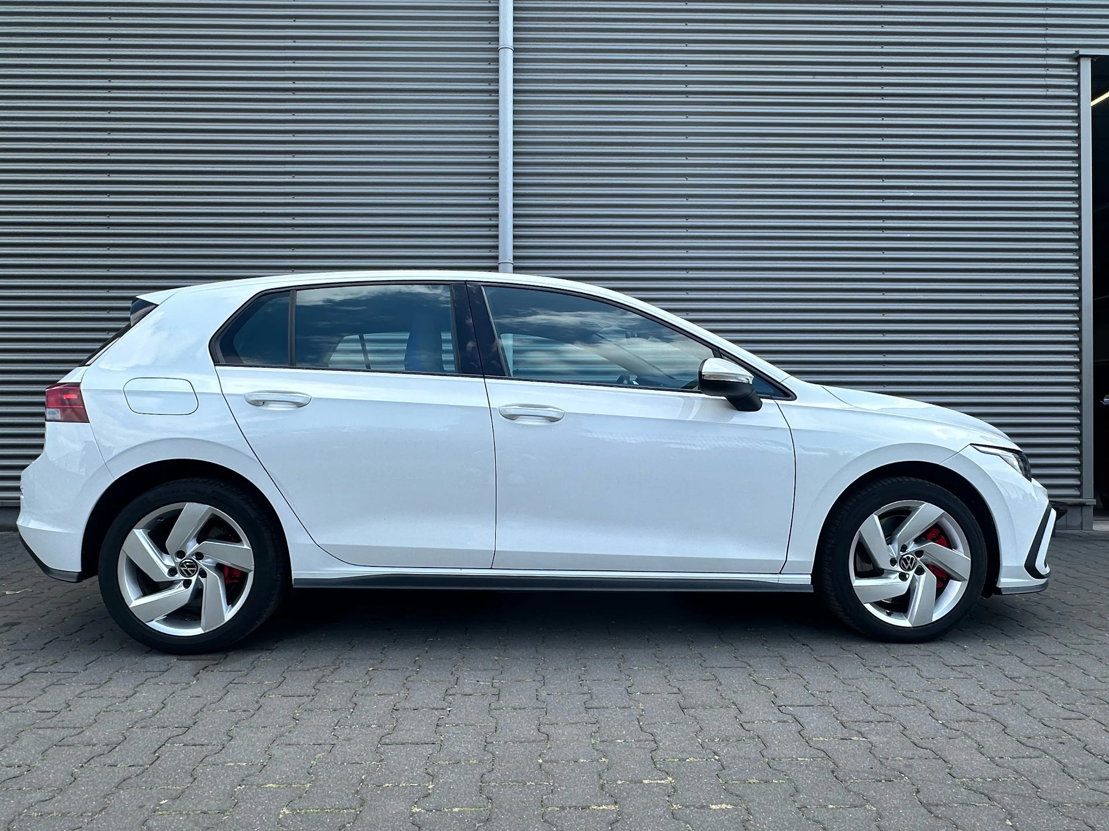 Volkswagen Golf GTE 1.4 eHybrid 245pk — photo 4