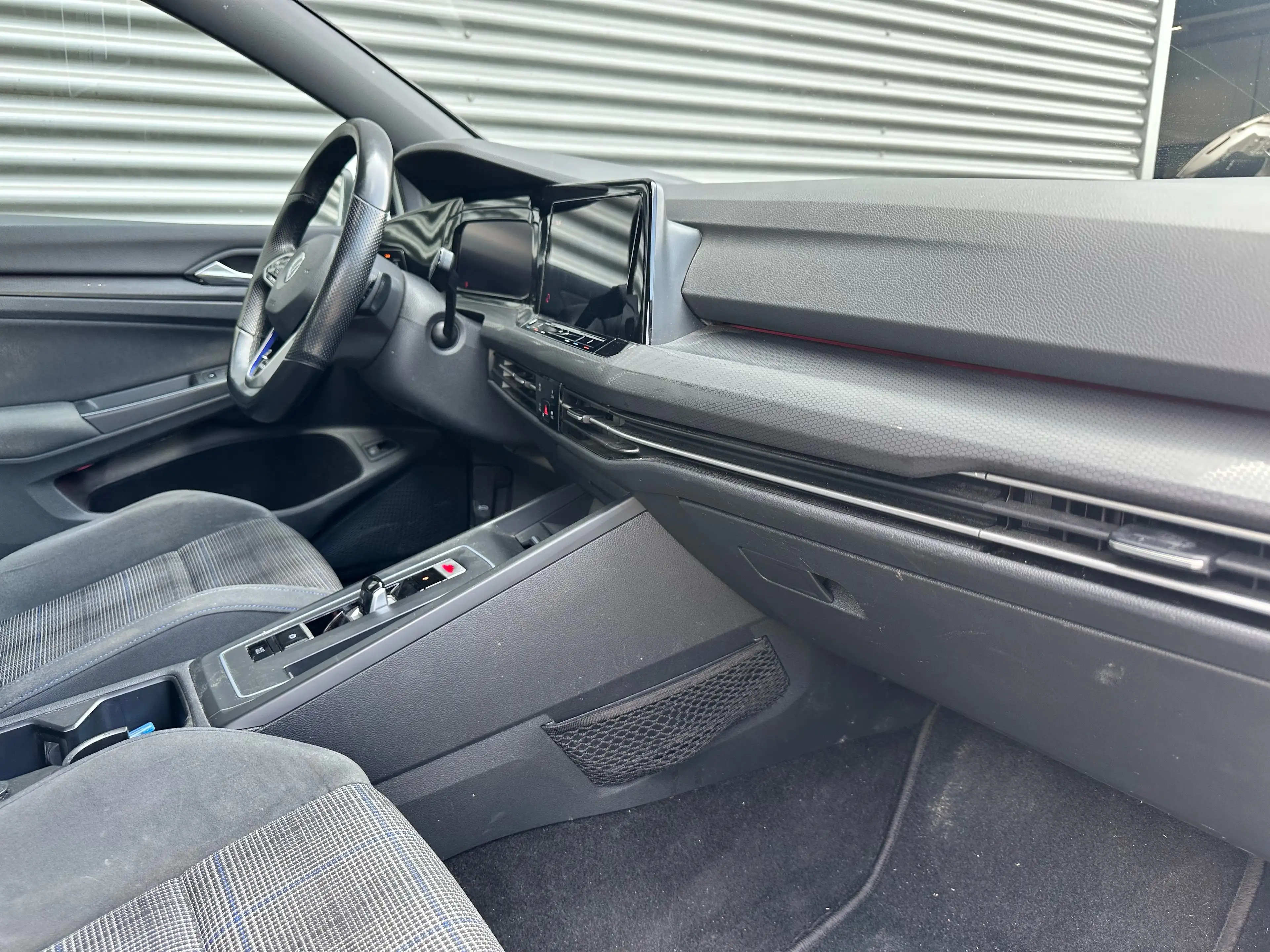 Volkswagen Golf GTE 1.4 eHybrid 245pk — photo 6