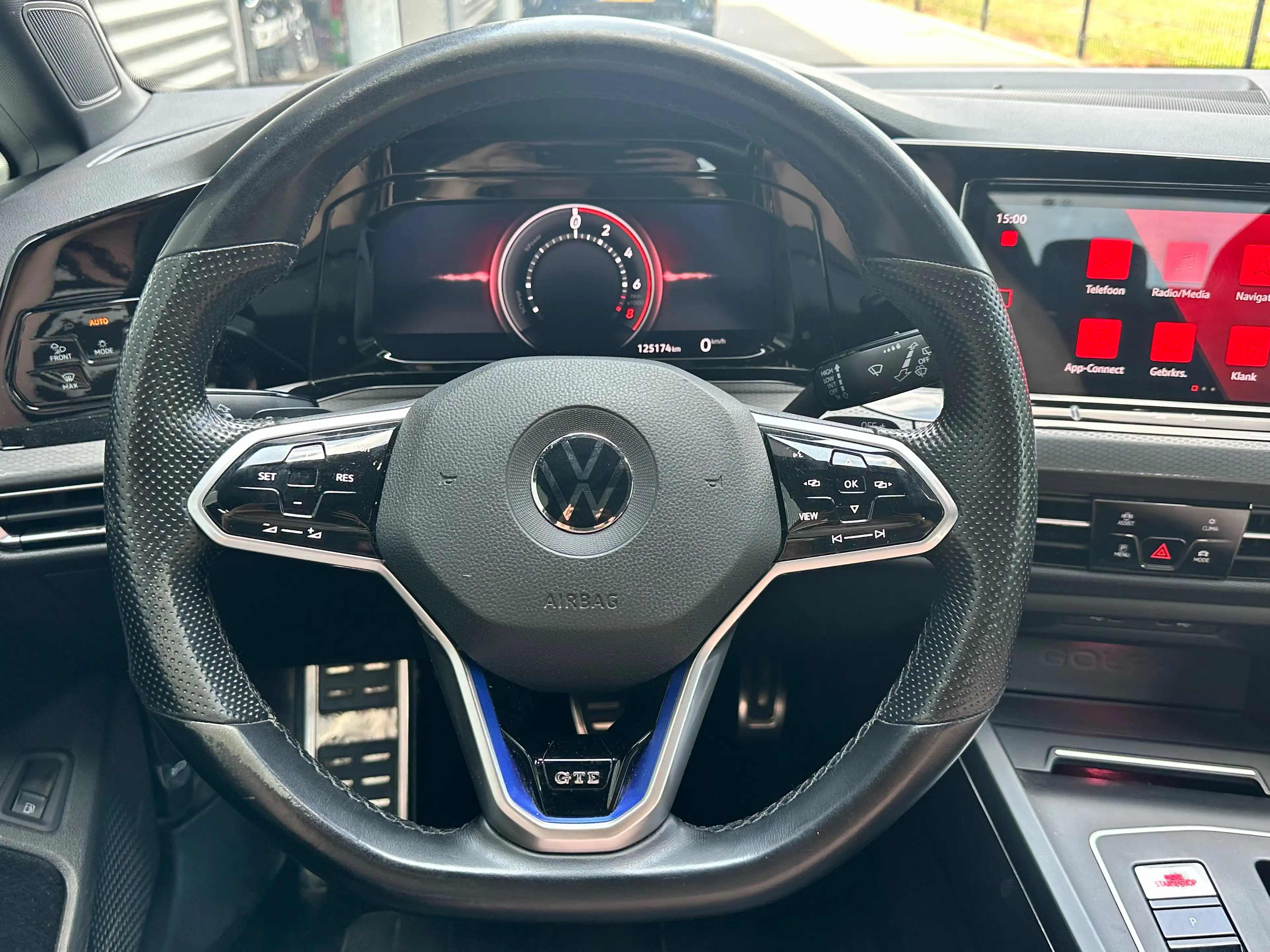 Volkswagen Golf GTE 1.4 eHybrid 245pk — photo 10