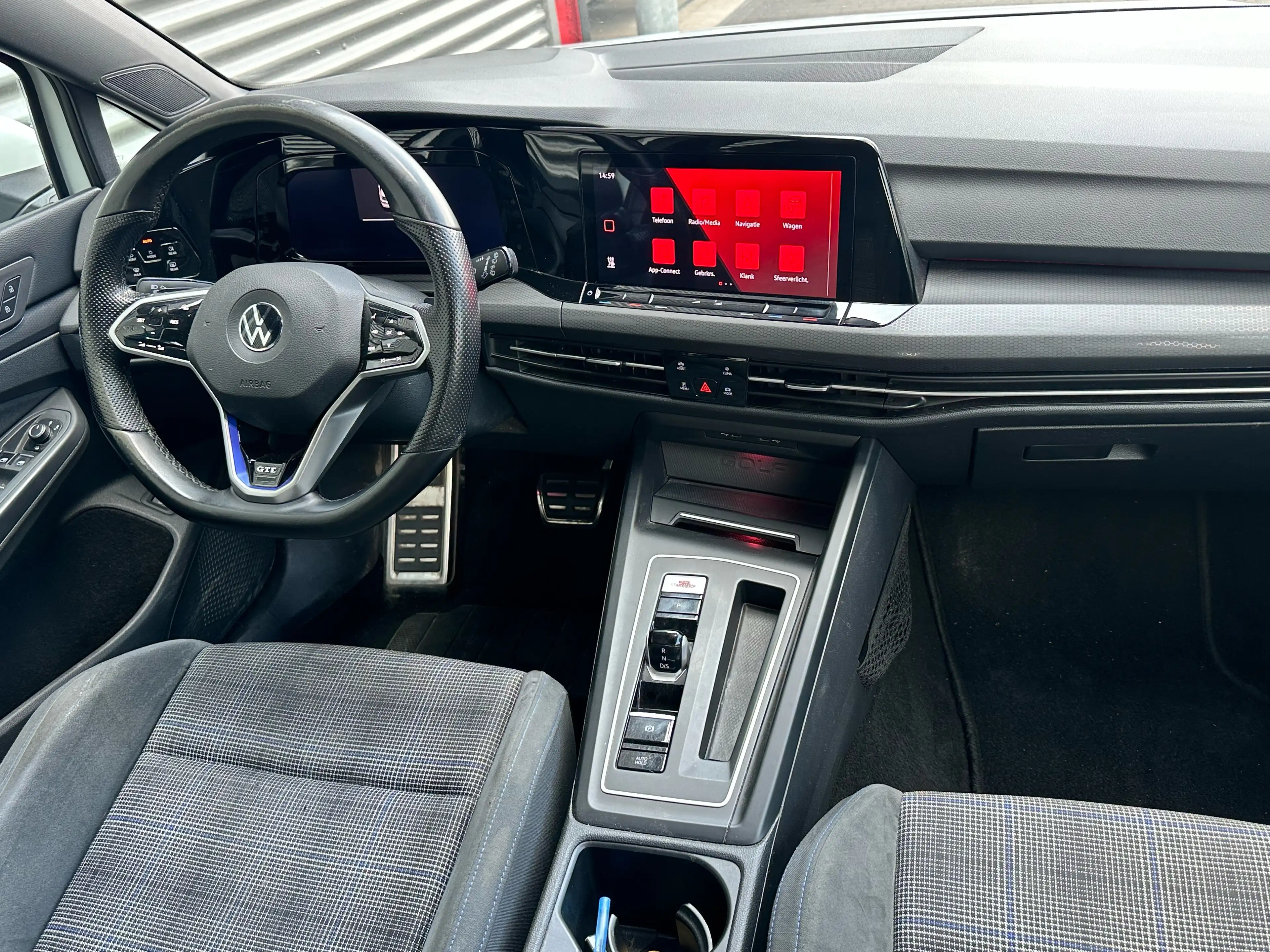 Volkswagen Golf GTE 1.4 eHybrid 245pk — photo 7