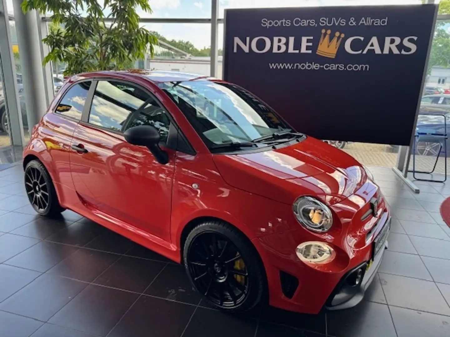 Abarth 695 Competizione KLIMA NAVI BEATS Oranje - 1