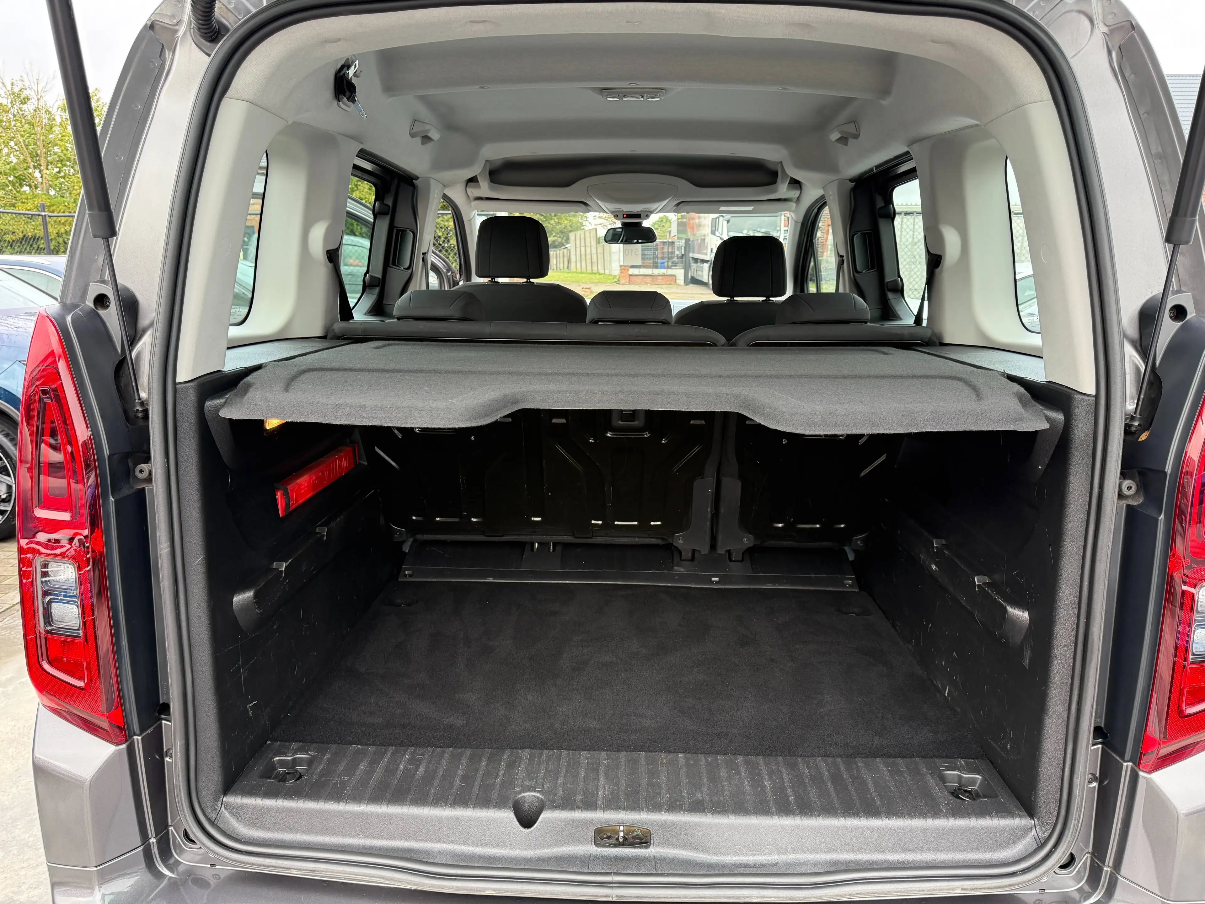 Opel Combo Life 1.2i 110PK NAVIGATIE CAMERA CARPLAY PDC DAB BLUETOOTH AIRCO — photo 15