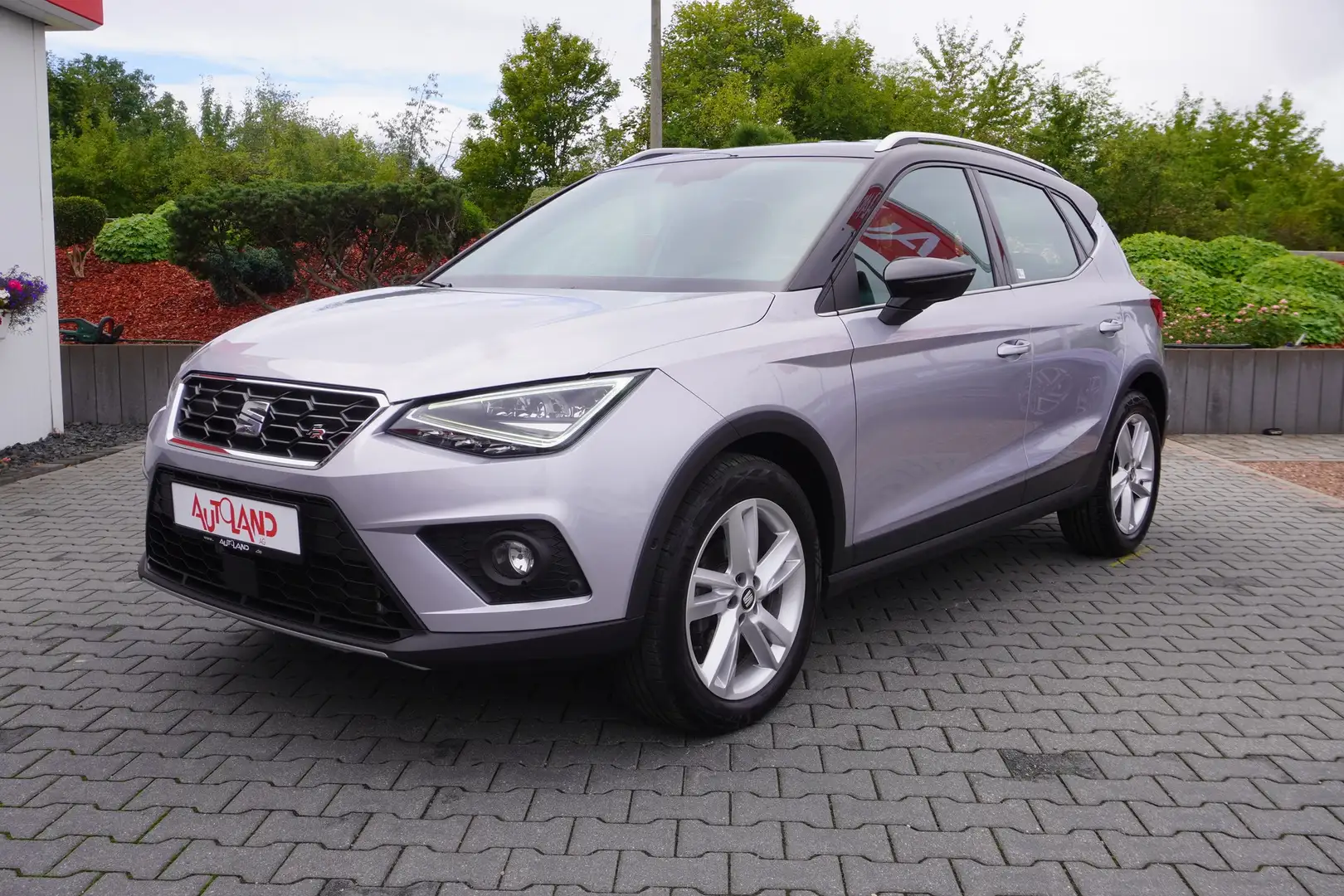SEAT Arona 1.5 TSI DSG FR LED ACC Navi Kamera DAB Argent - 2