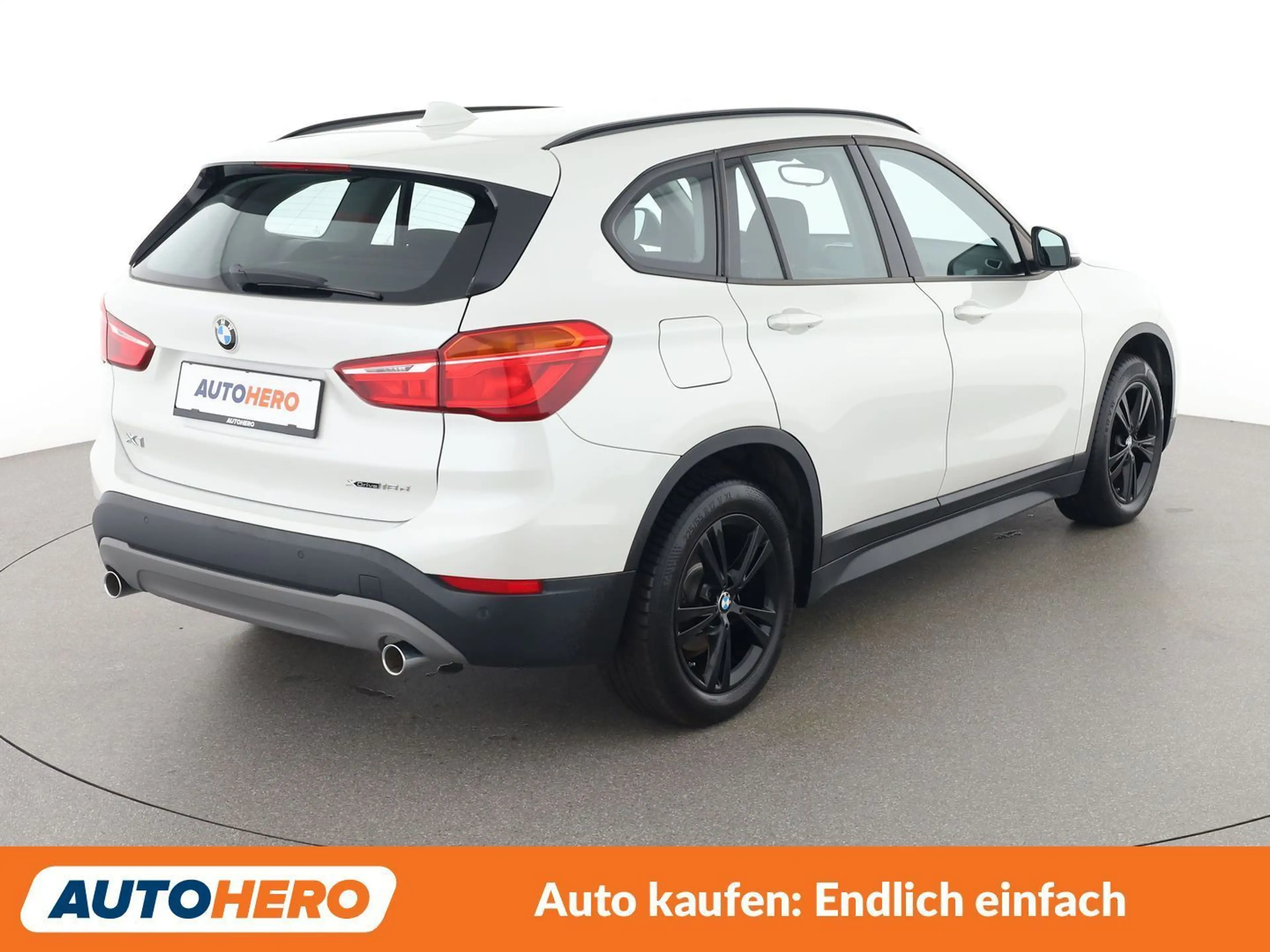 BMW X1 xDrive 18d Advantage — photo 6