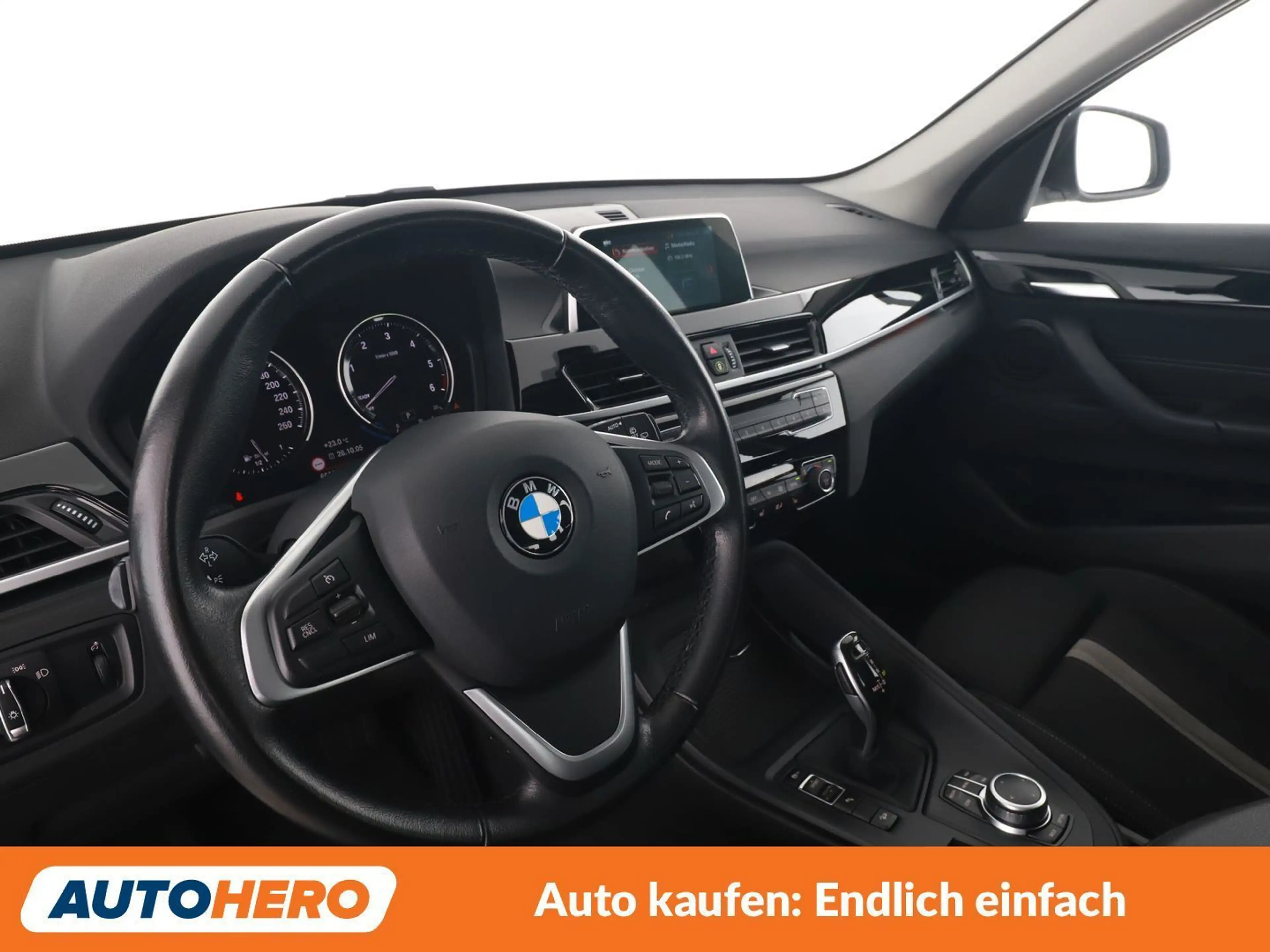 BMW X1 xDrive 18d Advantage — photo 11