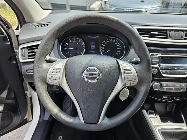 Nissan Qashqai view 14