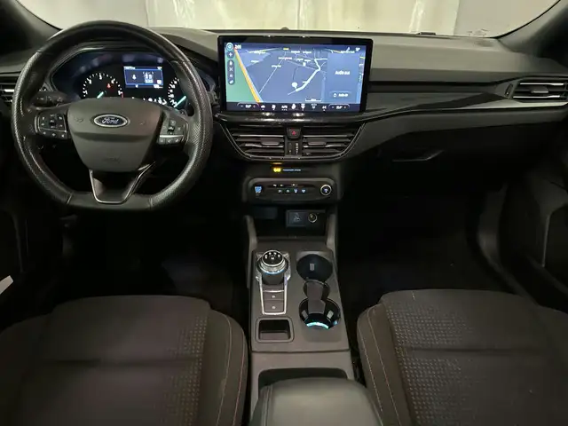 Ford Focus view 7
