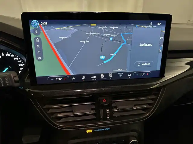 Ford Focus view 8