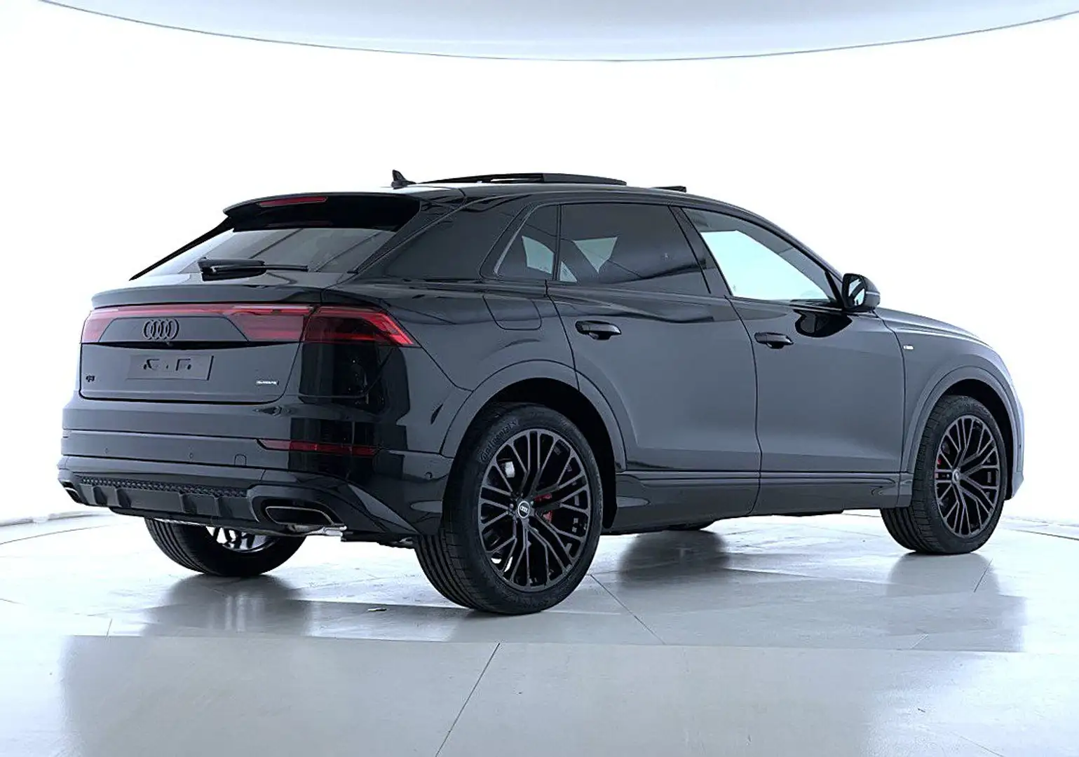 Audi Q8 TDI 210kW quattro tip. S Line Edition Schwarz - 2