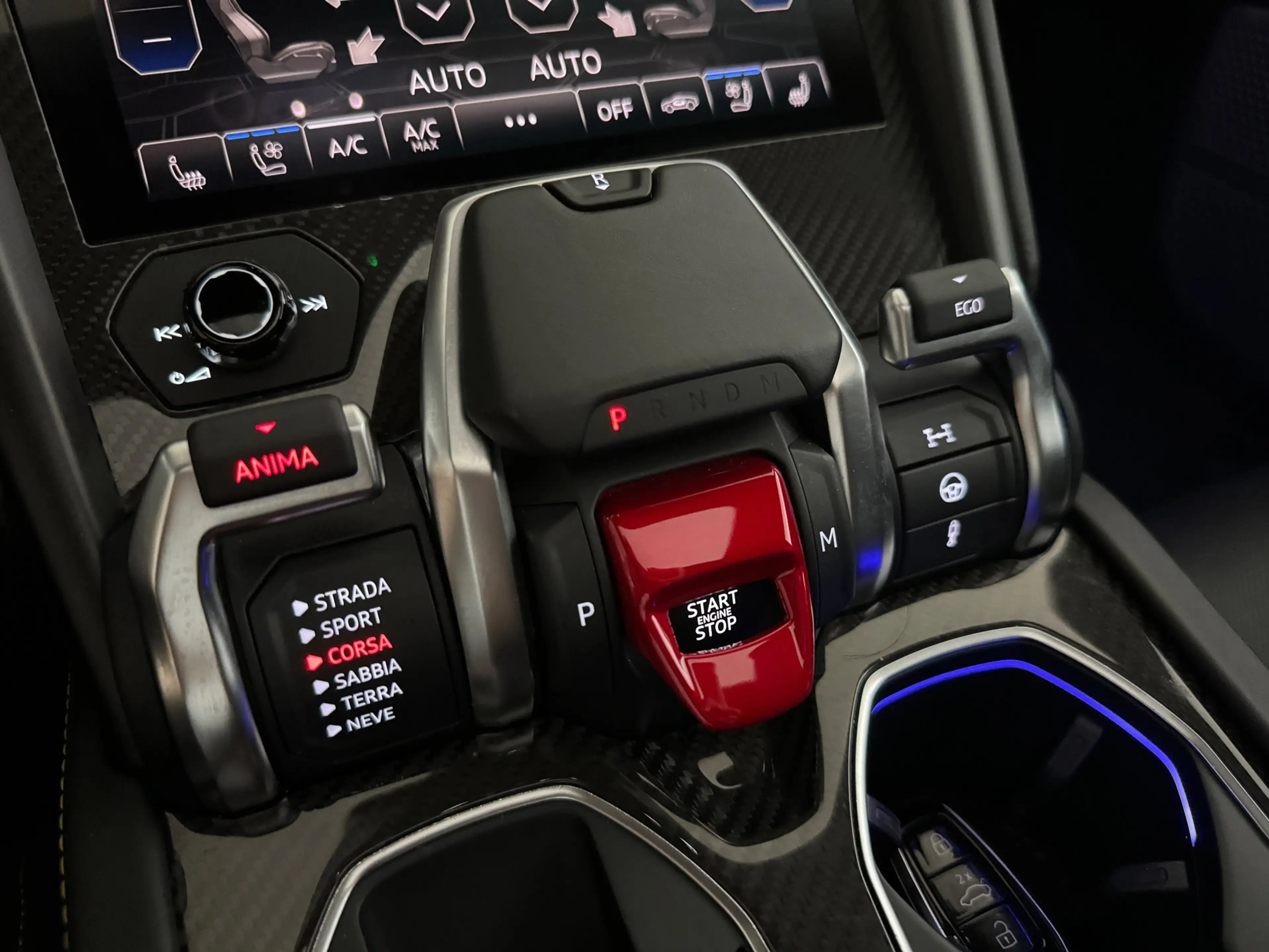 Lamborghini Urus 4.0 V8 Pano|Carbon|B&O 3D|Massage|Memory — photo 11