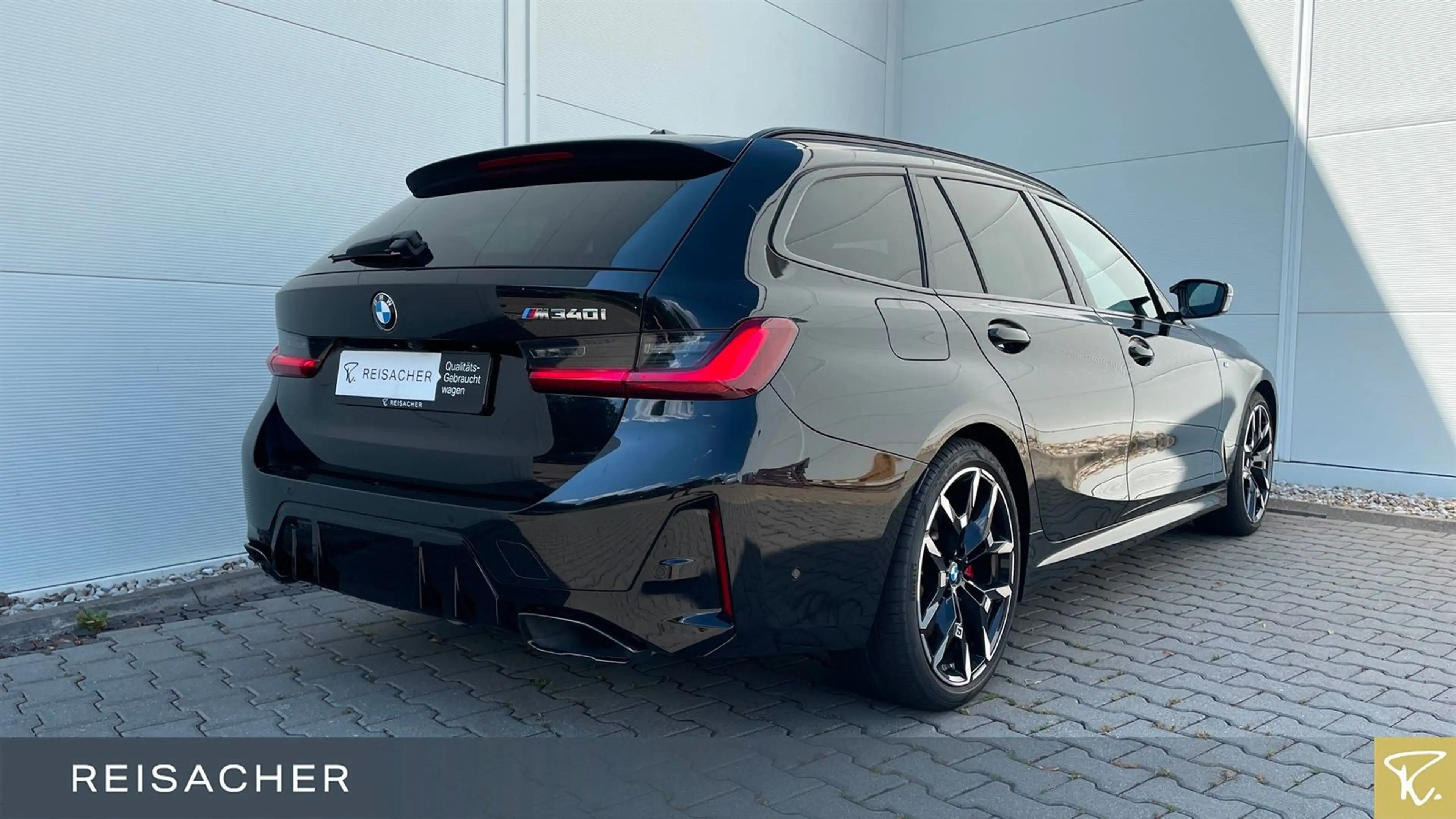 BMW 340 xDrive Tou M-Sport PRO,Pano,AHK,Autom — photo 2