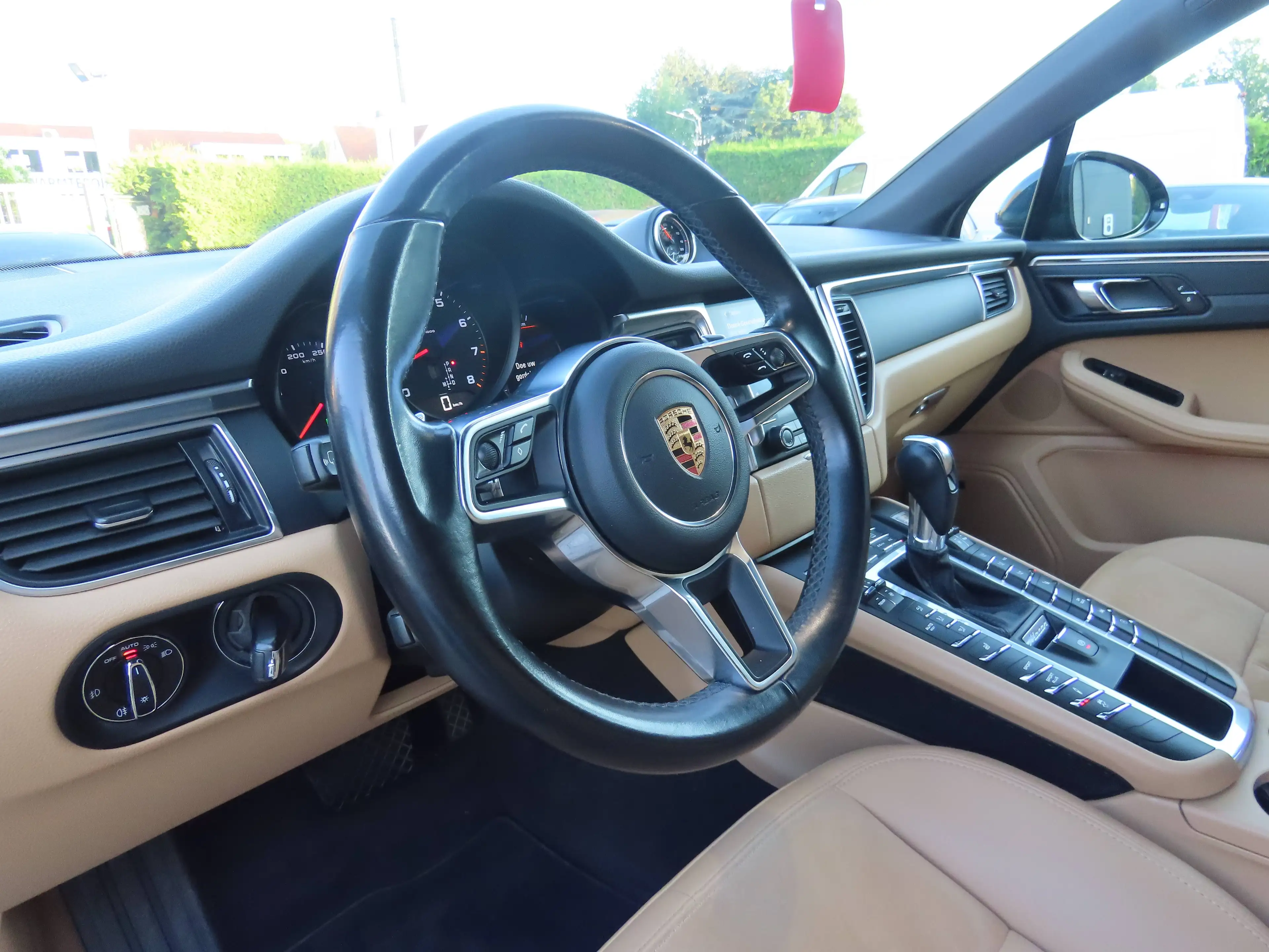 Porsche Macan Macan 2.0 Turbo PDK — photo 13
