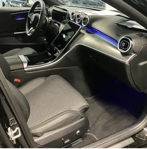 Mercedes-Benz C-Class view 3