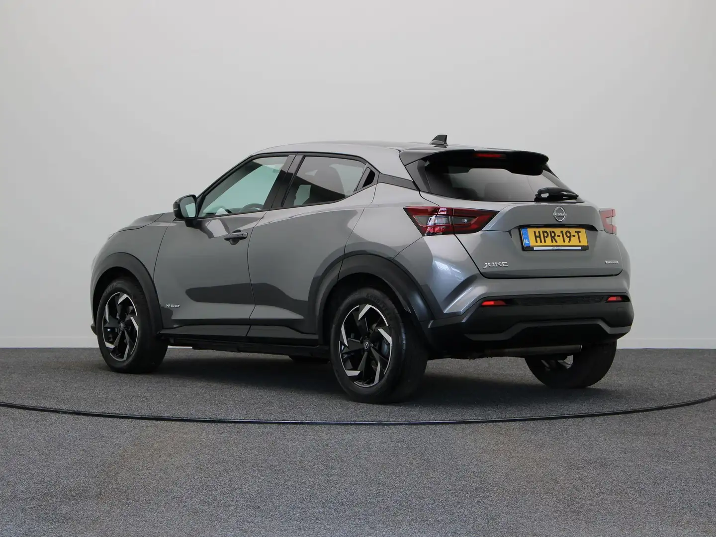 Nissan Juke 1.6 Hybrid N-Connecta | Apple Carplay/Android Auto Grijs - 2