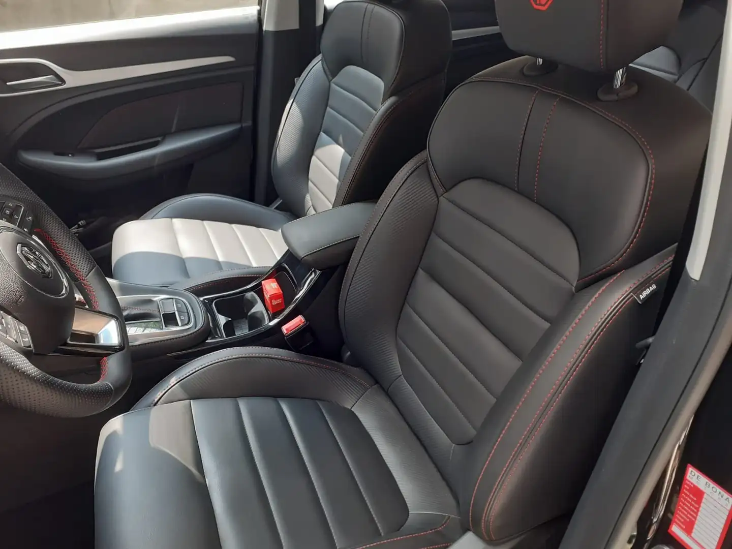 MG ZS ZS 2021 1.0 Luxury auto Nero - 2