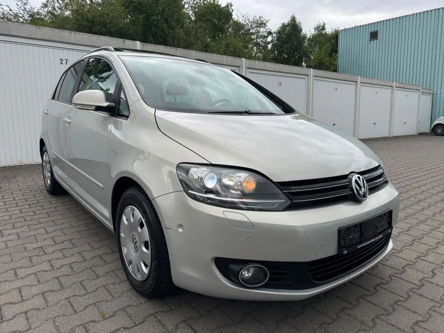 Volkswagen Golf Plus VI Team *Automatik*2.Hand*Xenon*Navi* Or - 1