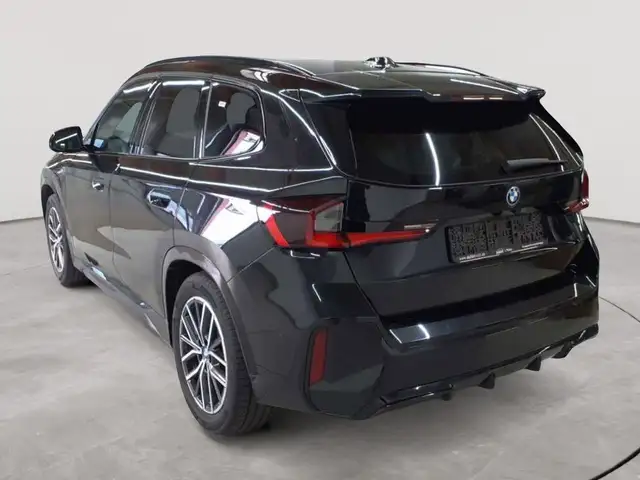 BMW X1 view 5