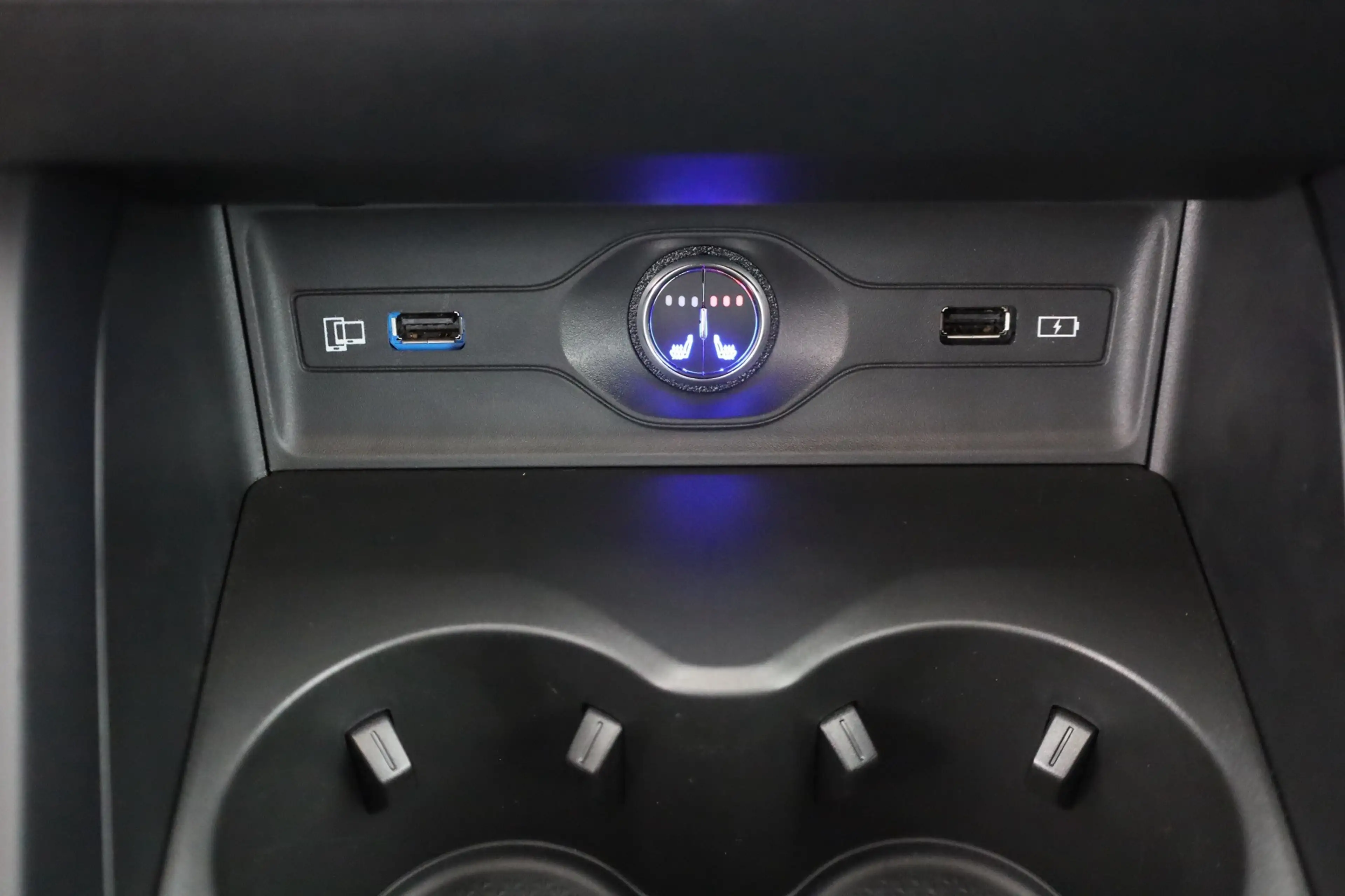 MG HS 1.5 T-GDI Comfort LED Navi Kamera — photo 12