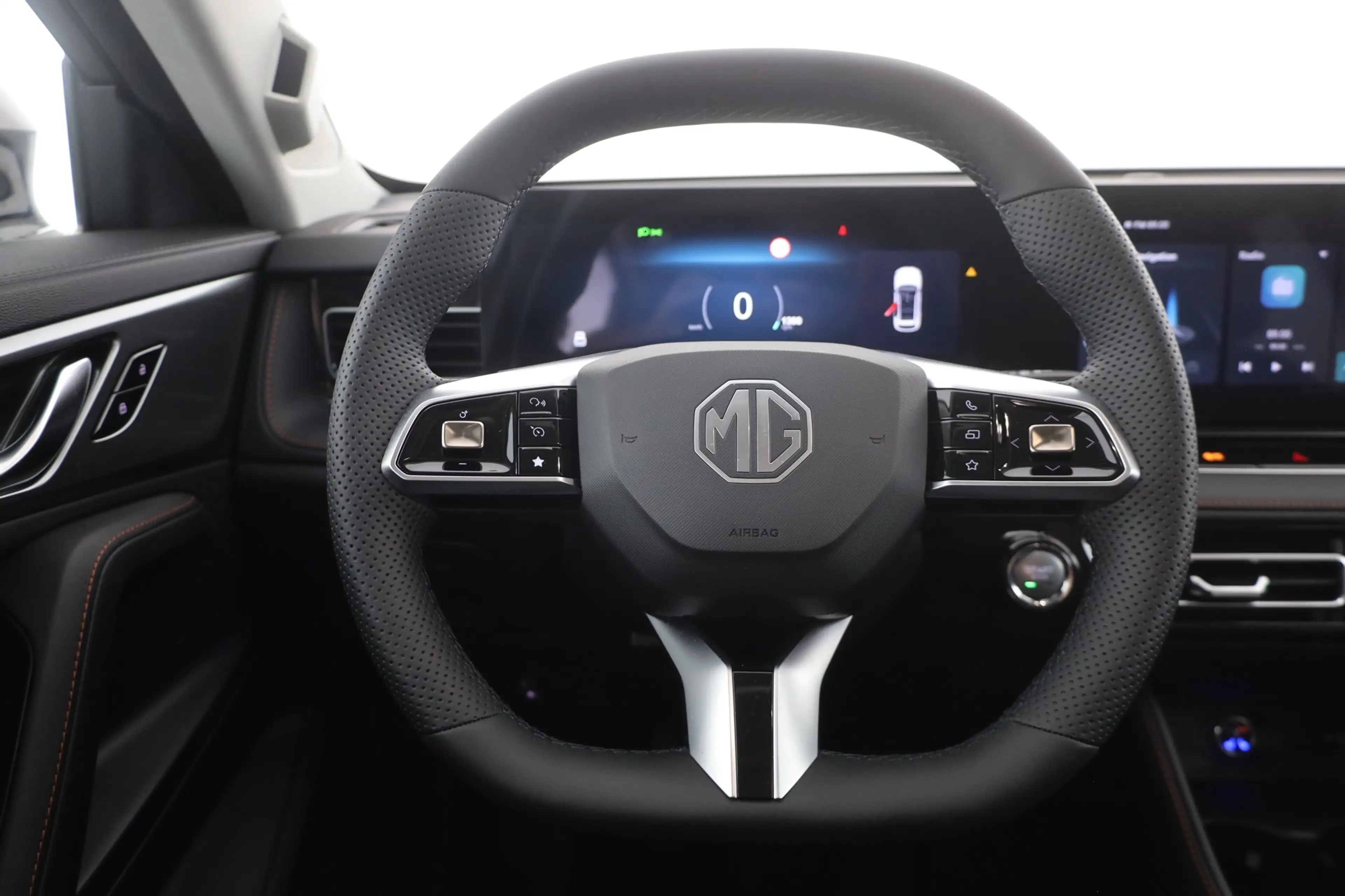 MG HS 1.5 T-GDI Comfort LED Navi Kamera — photo 14
