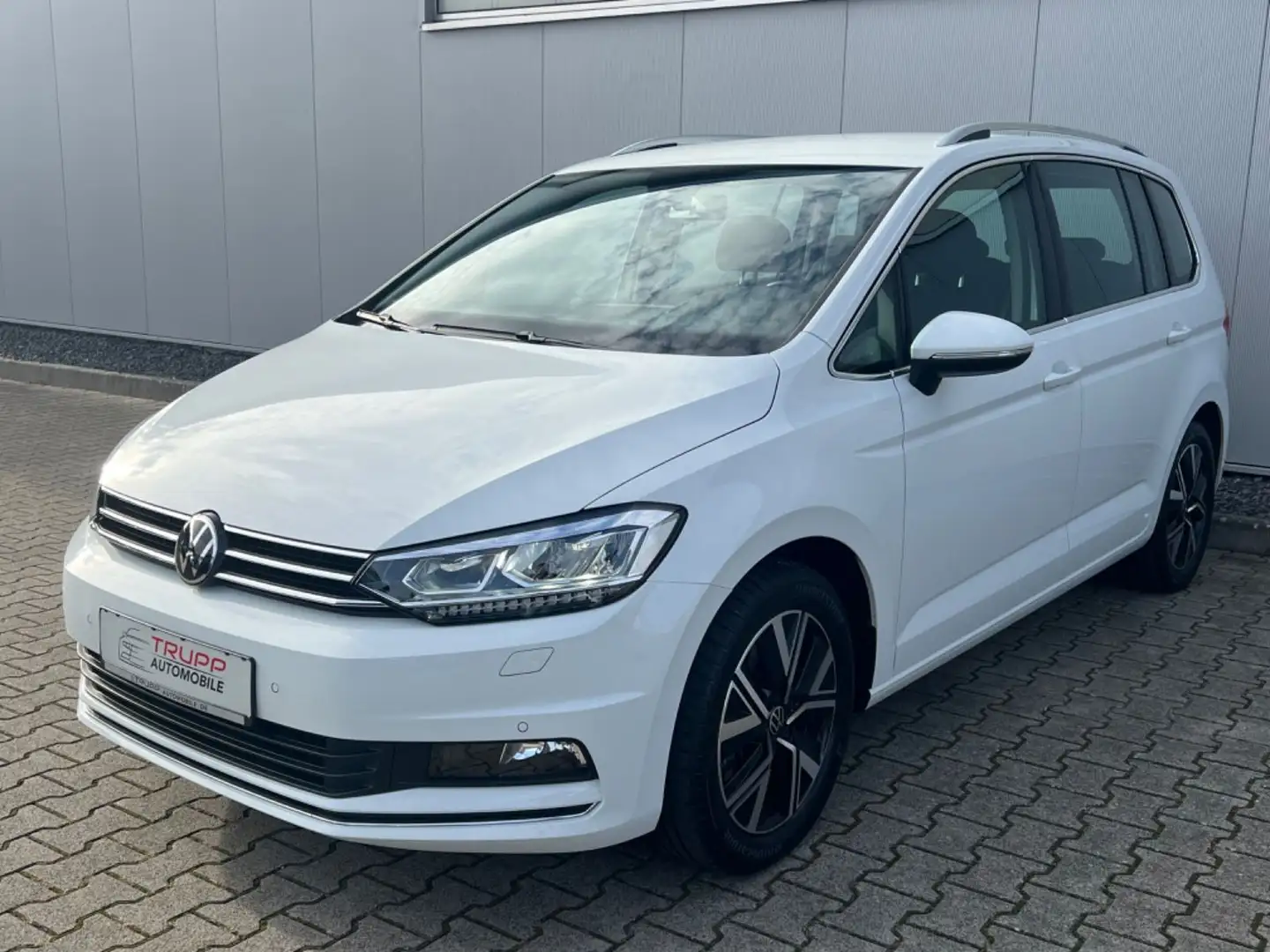 Volkswagen Touran Highline 2.0 TDI/LED/AHK/SHZ/NAVI/ACC Blanc - 2