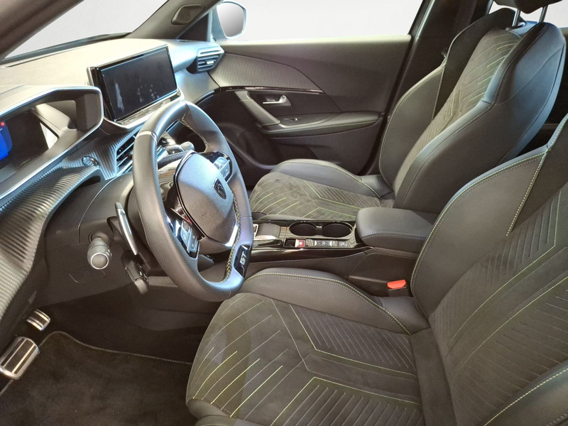 Peugeot 2008 PureTech 130 EAT8 GT Navi LED Scheinwerfer — photo 5
