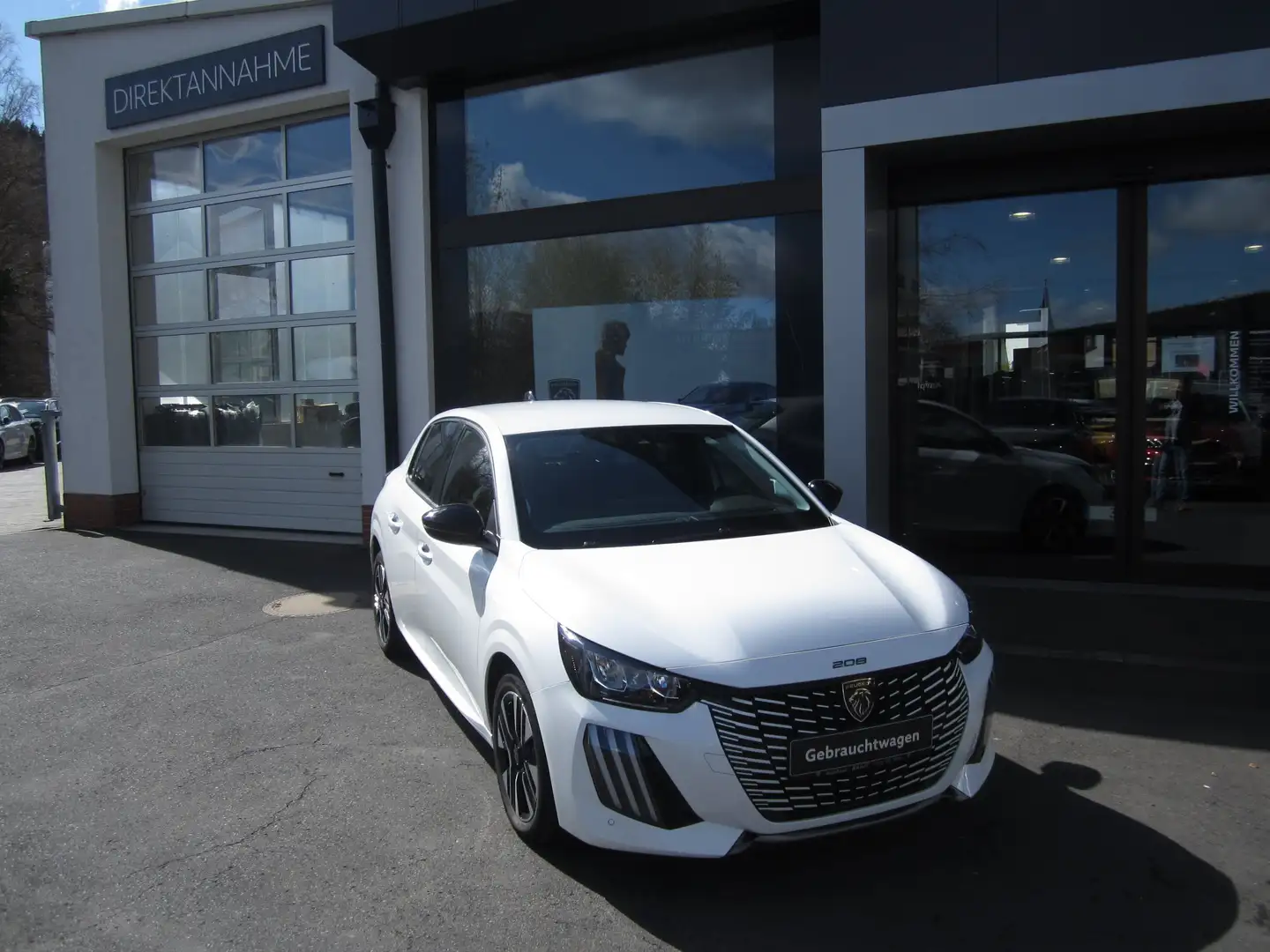 Peugeot 208 Allure PureTech 100 Weiß - 1