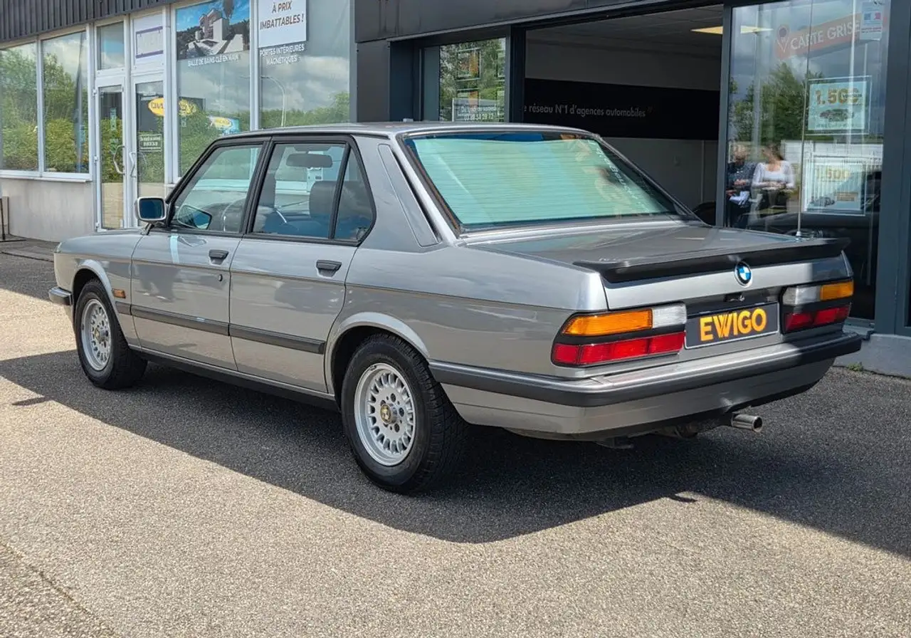 BMW 520 SERIE 520 i E28 Etat concours 1ère main, foto 11