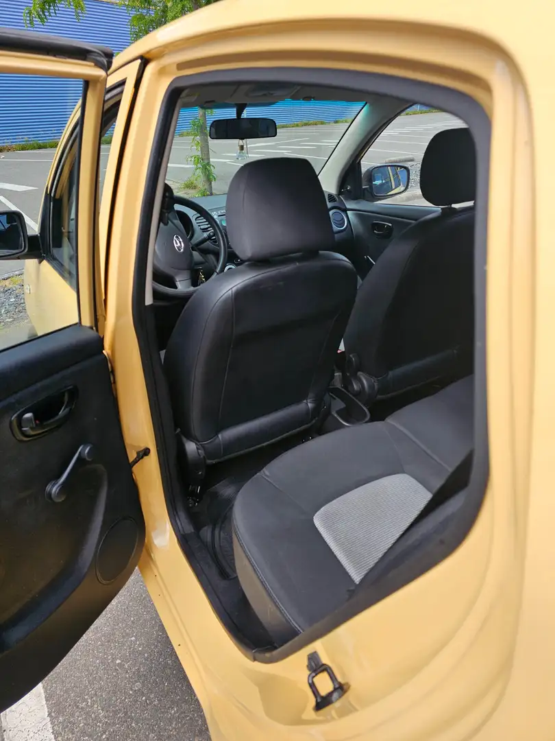 Hyundai i10 i10 1.1 Pure Yellow - 2