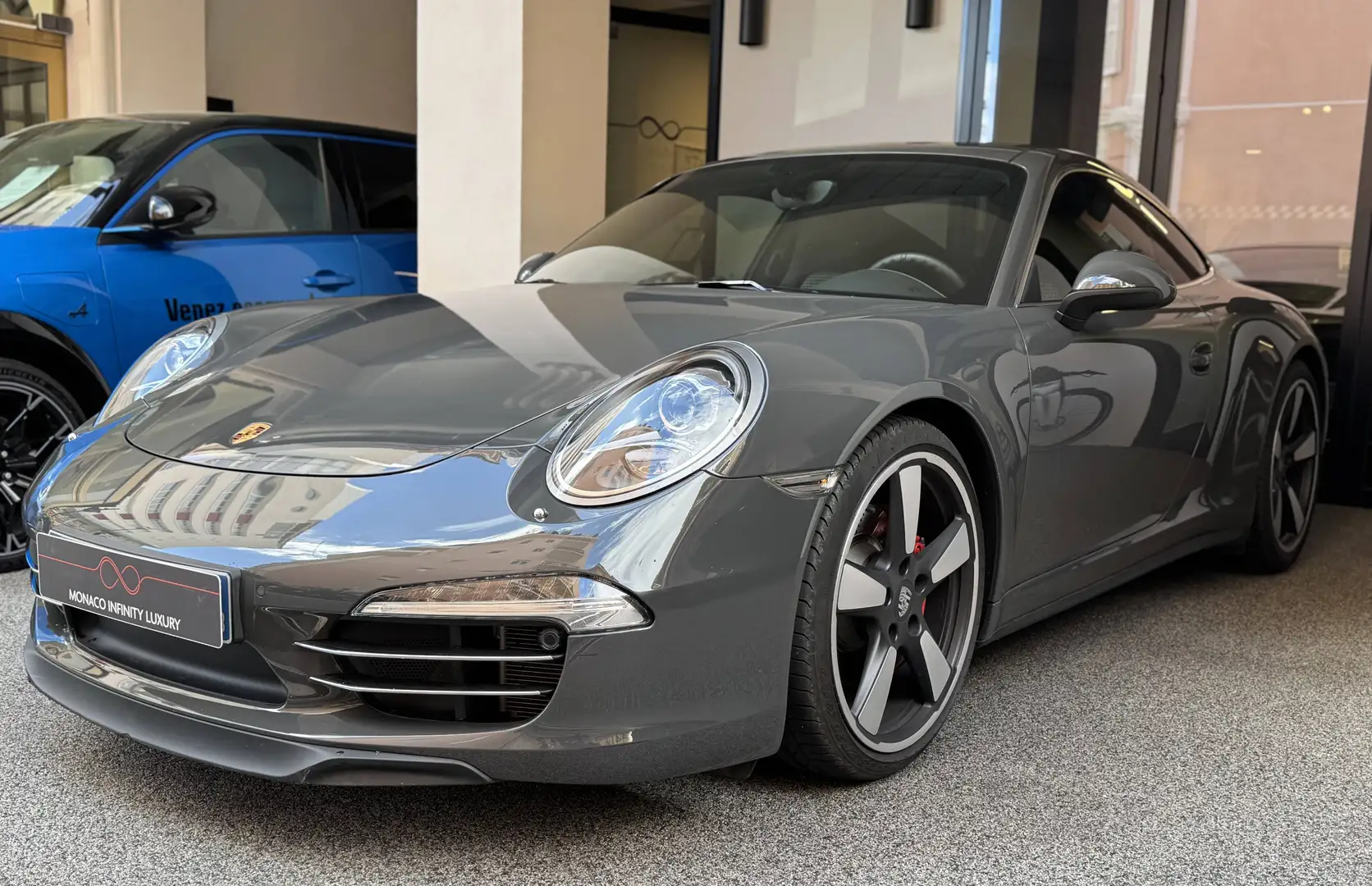 Porsche 911 Carrera S 50 ans Gri - 2