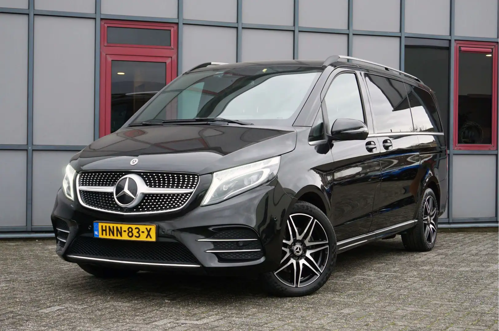 Mercedes-Benz V 300 300d 4-MATIC Lang AMG Exclusive incl. BTW Airmatic Noir - 1