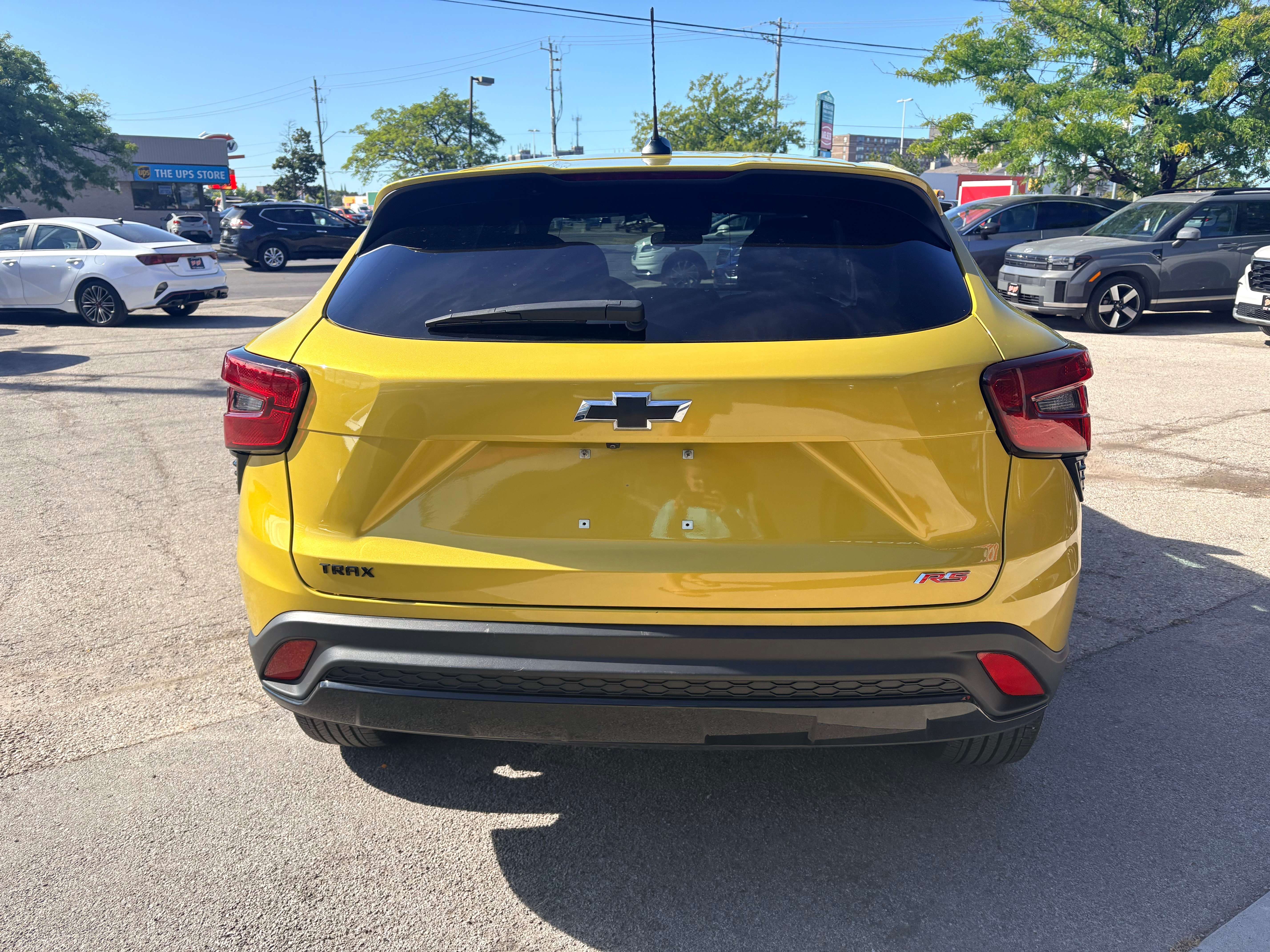 2024 Chevrolet Trax 1RS Sunroof Back Up Camera photo 7
