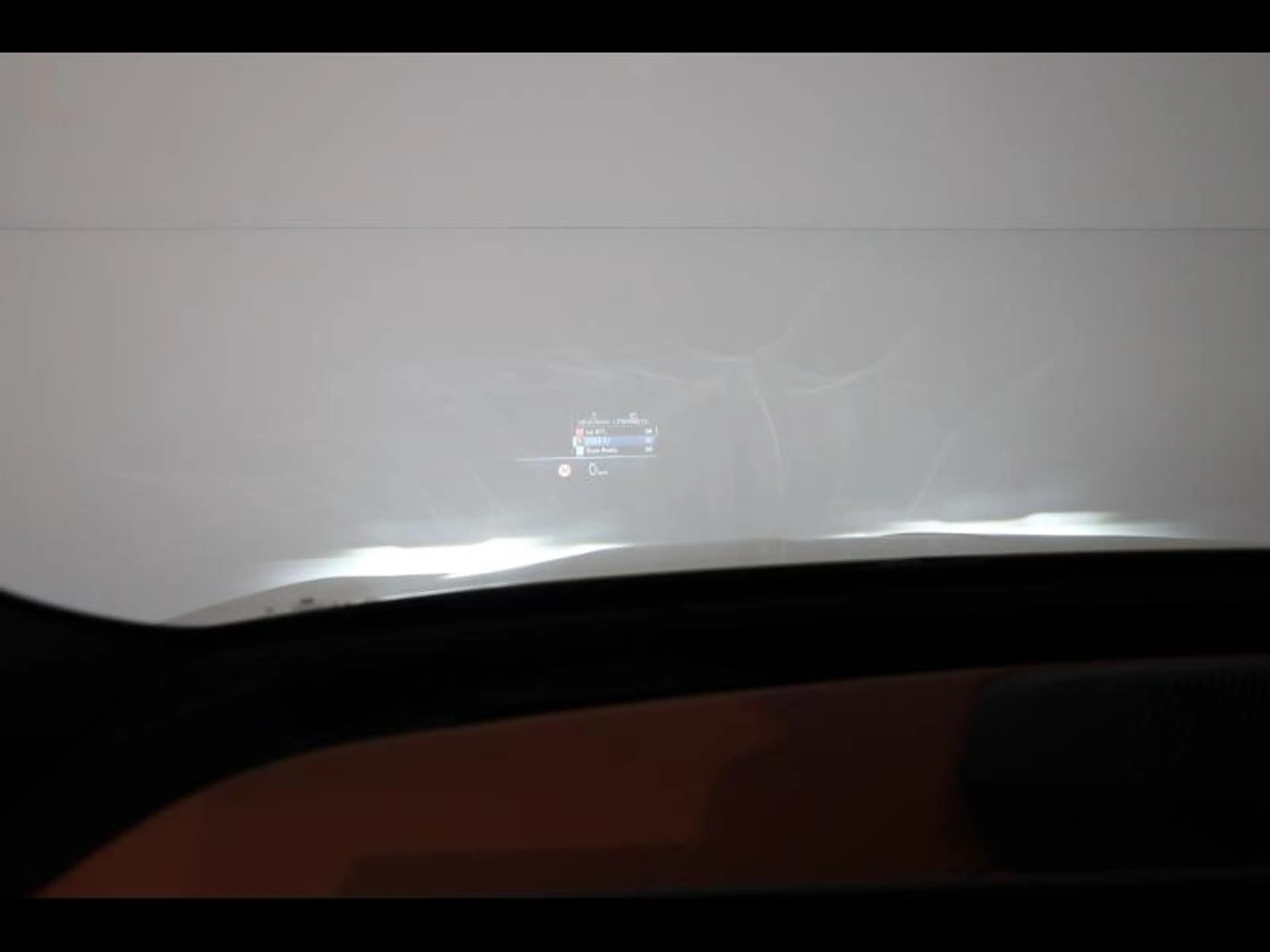 BMW iX xDrive60 Kit M Sport — photo 15
