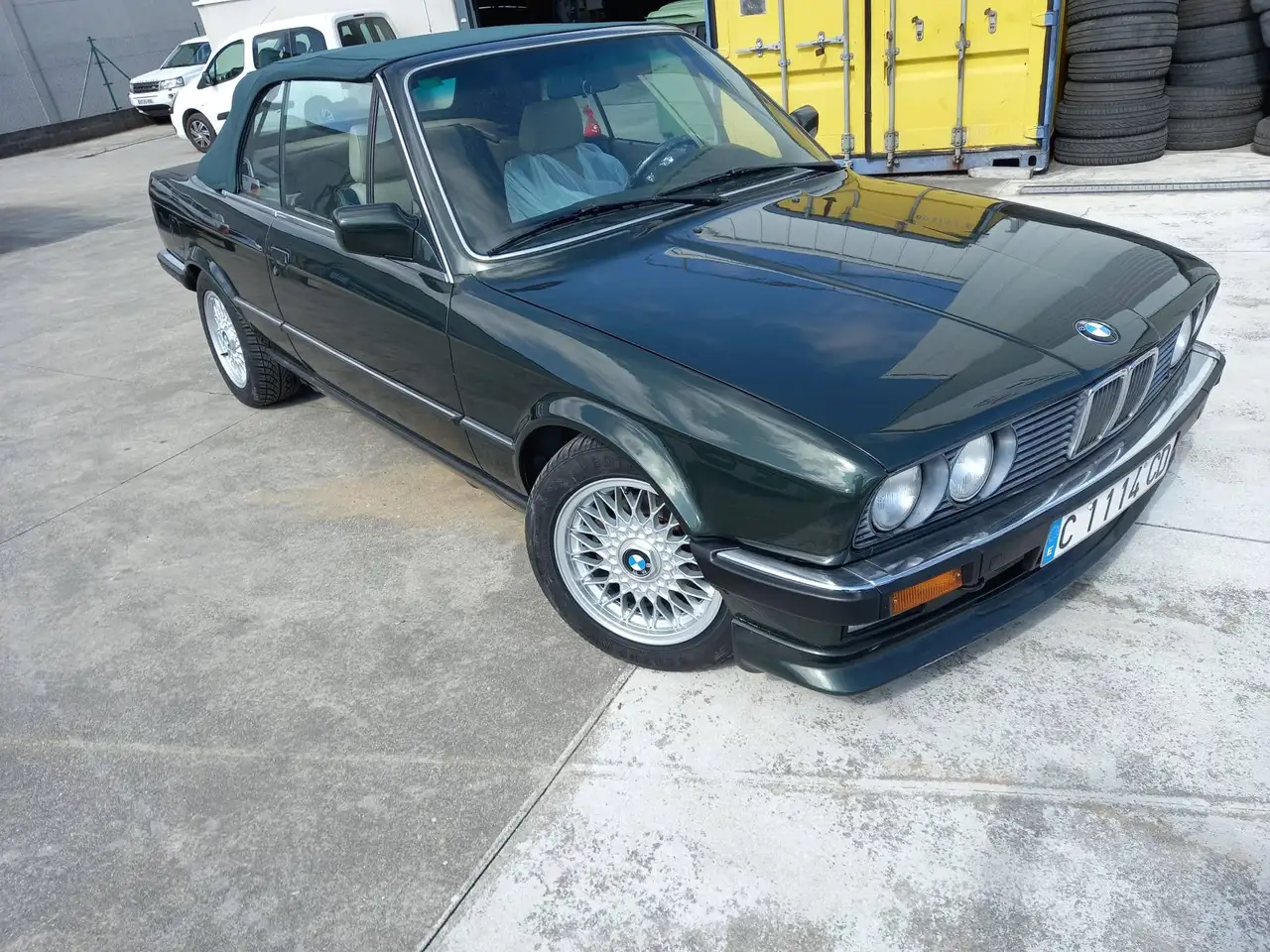 BMW 320i Cabriolet, foto 8