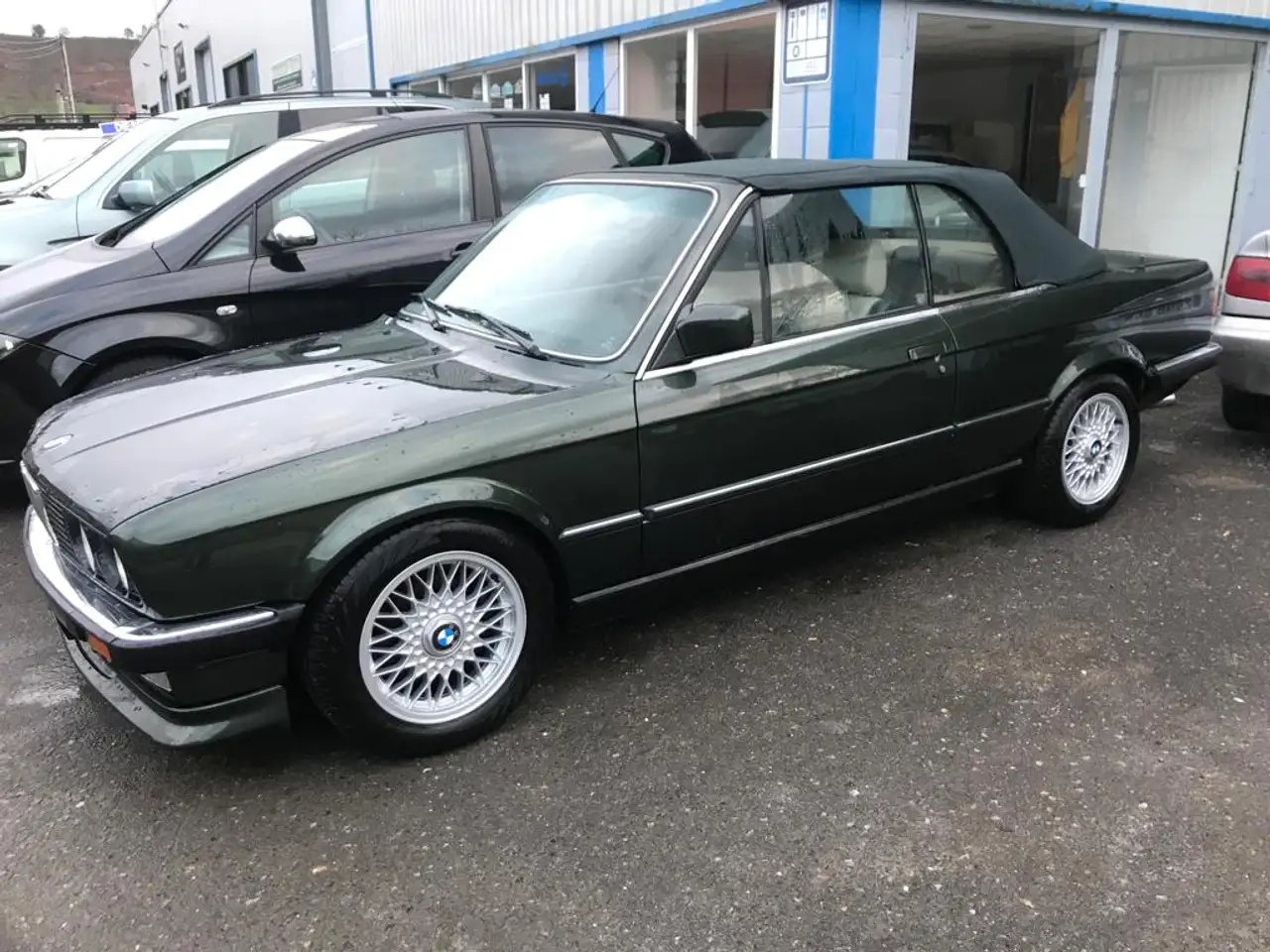 BMW 320i Cabriolet, foto 1
