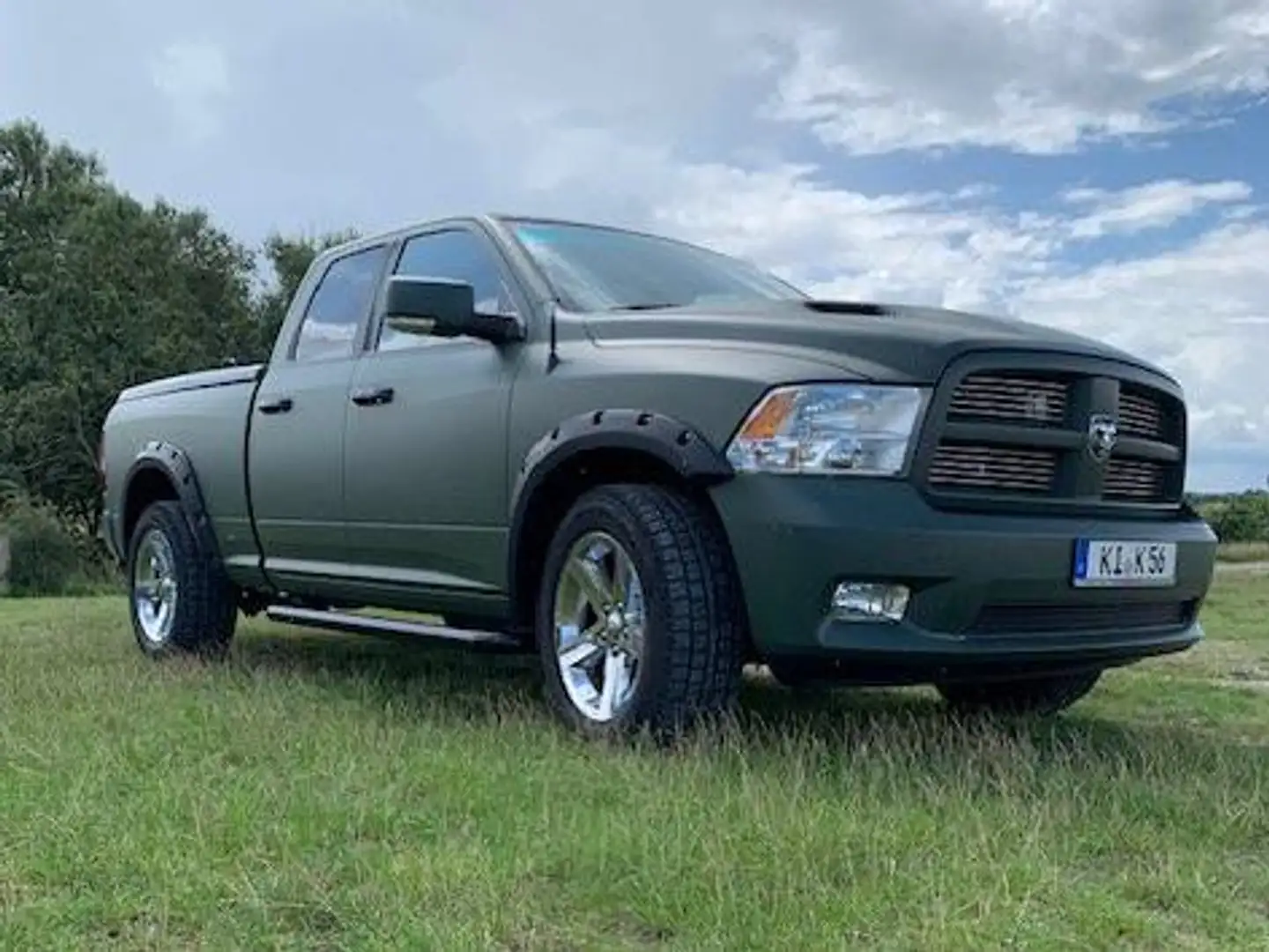 Dodge RAM Quad Cap Sport - 1