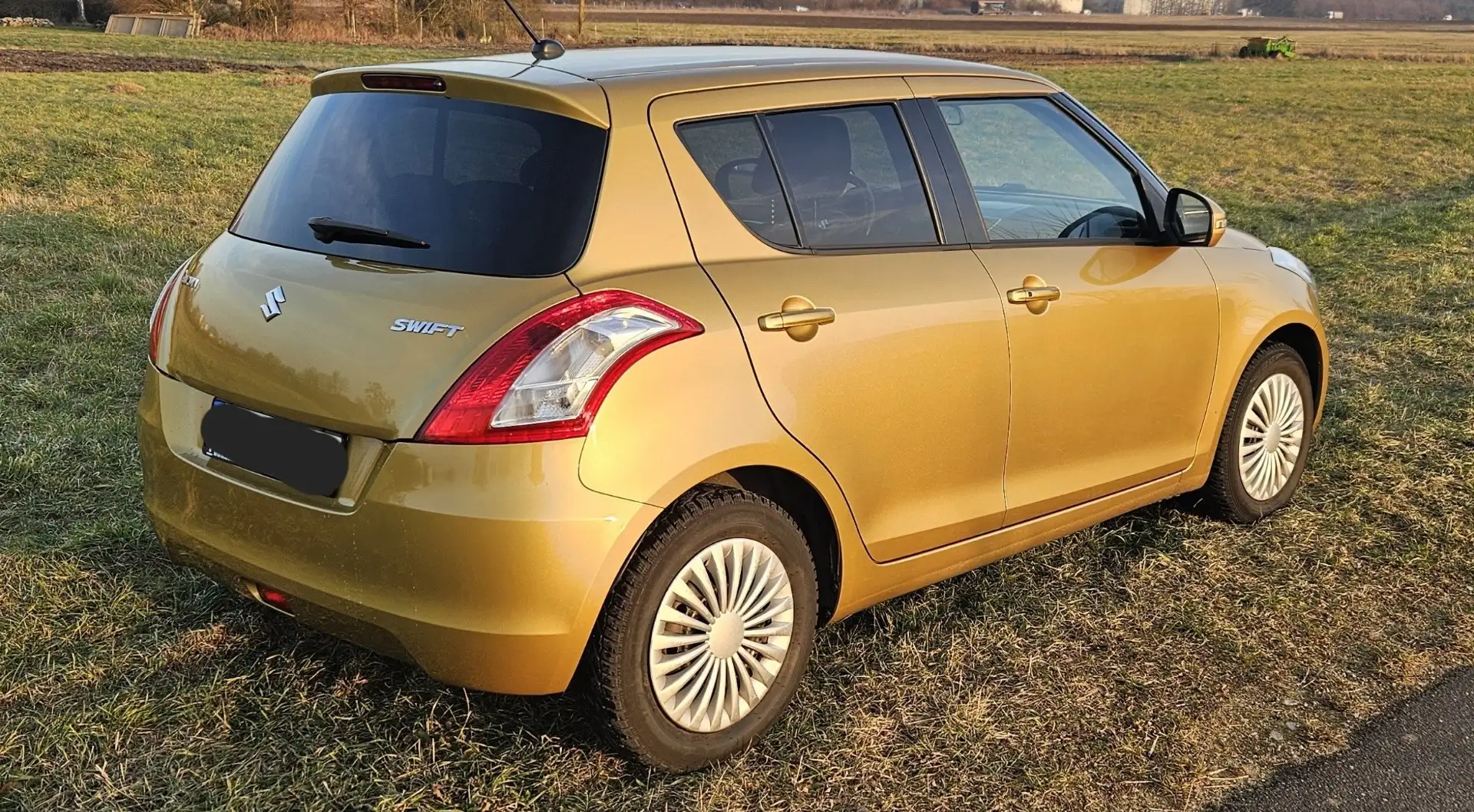 Suzuki Swift 1.2 Oro - 2
