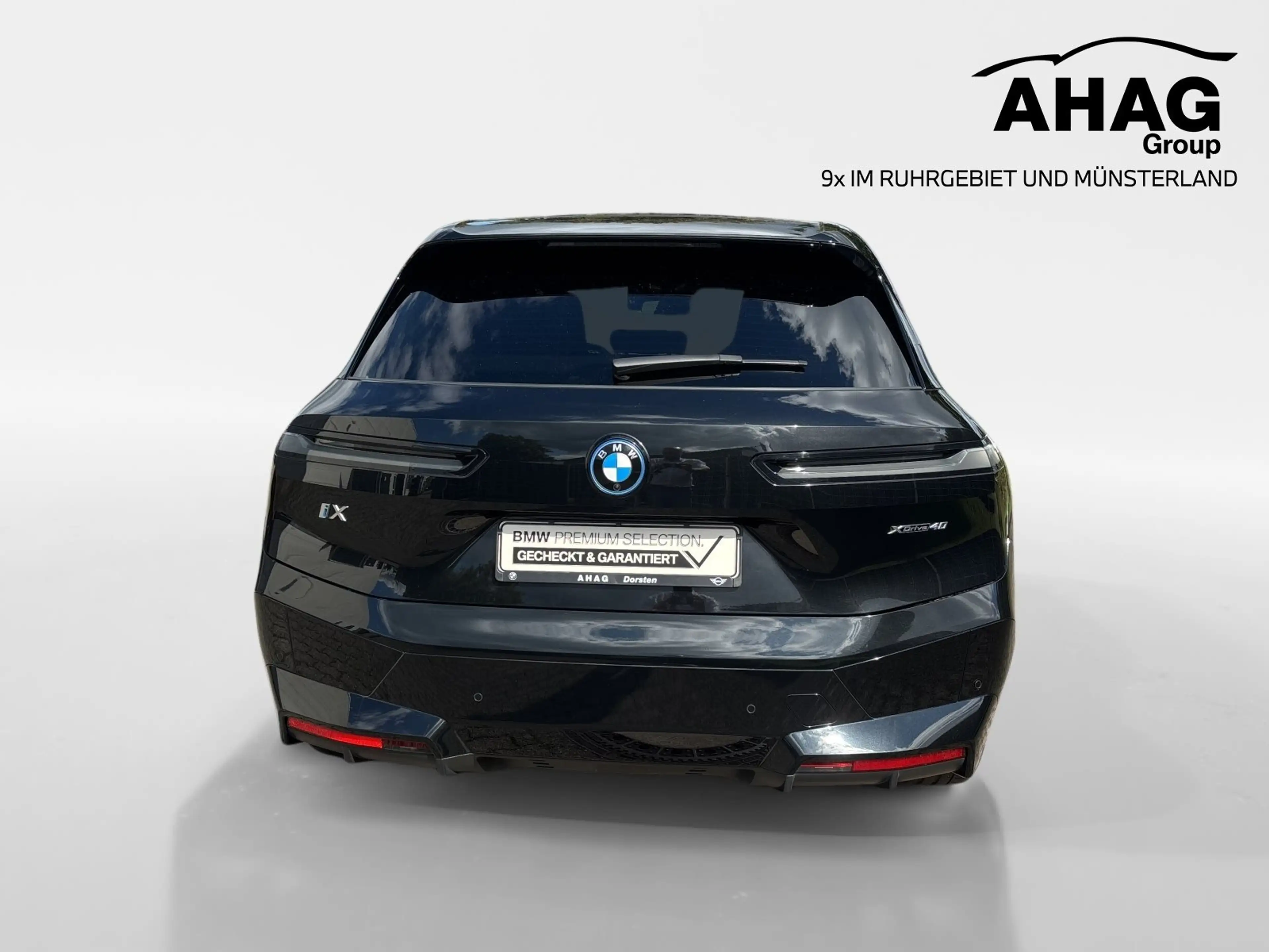 BMW iX xDrive40 — photo 5